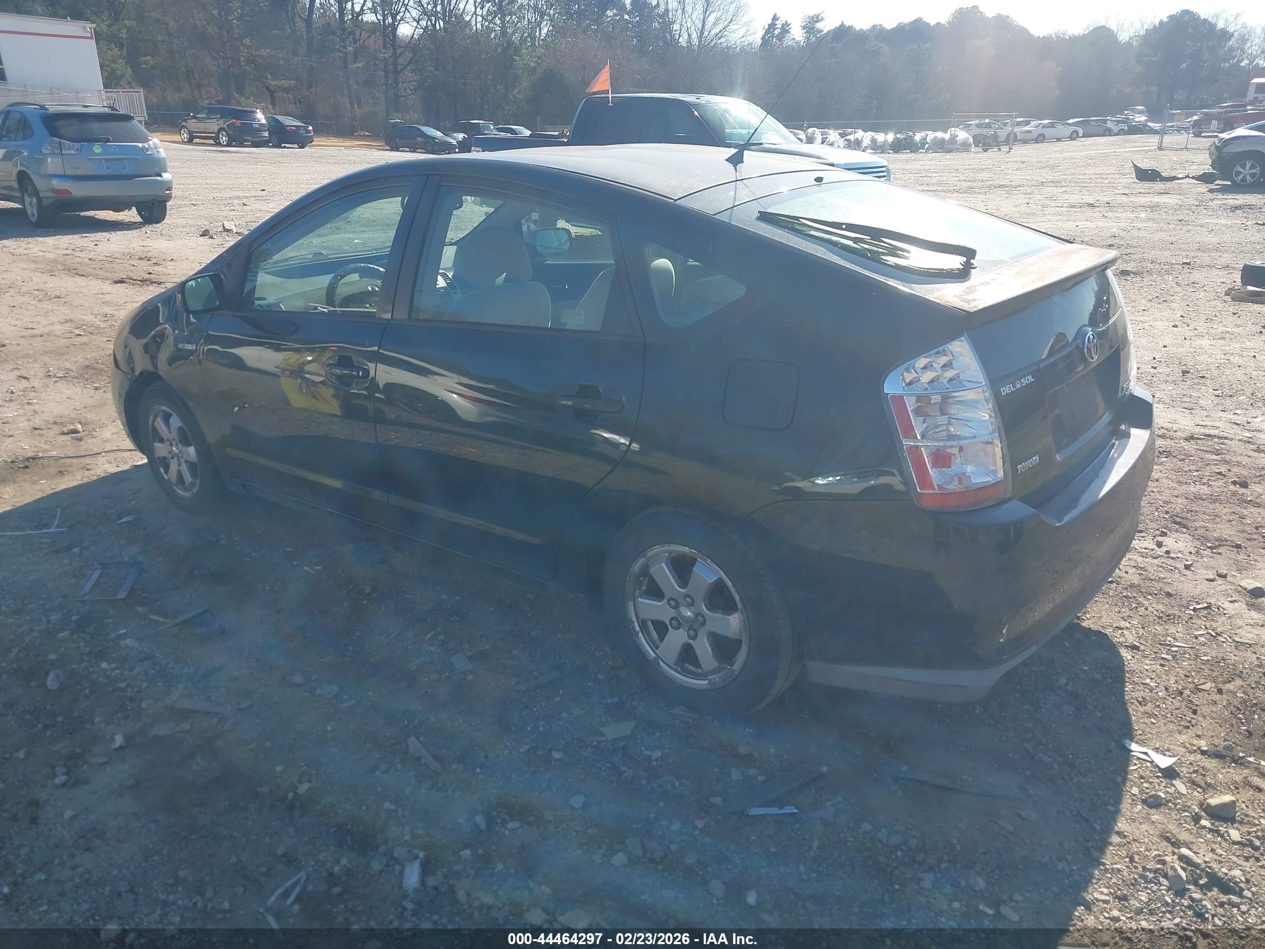 TOYOTA PRIUS image 3