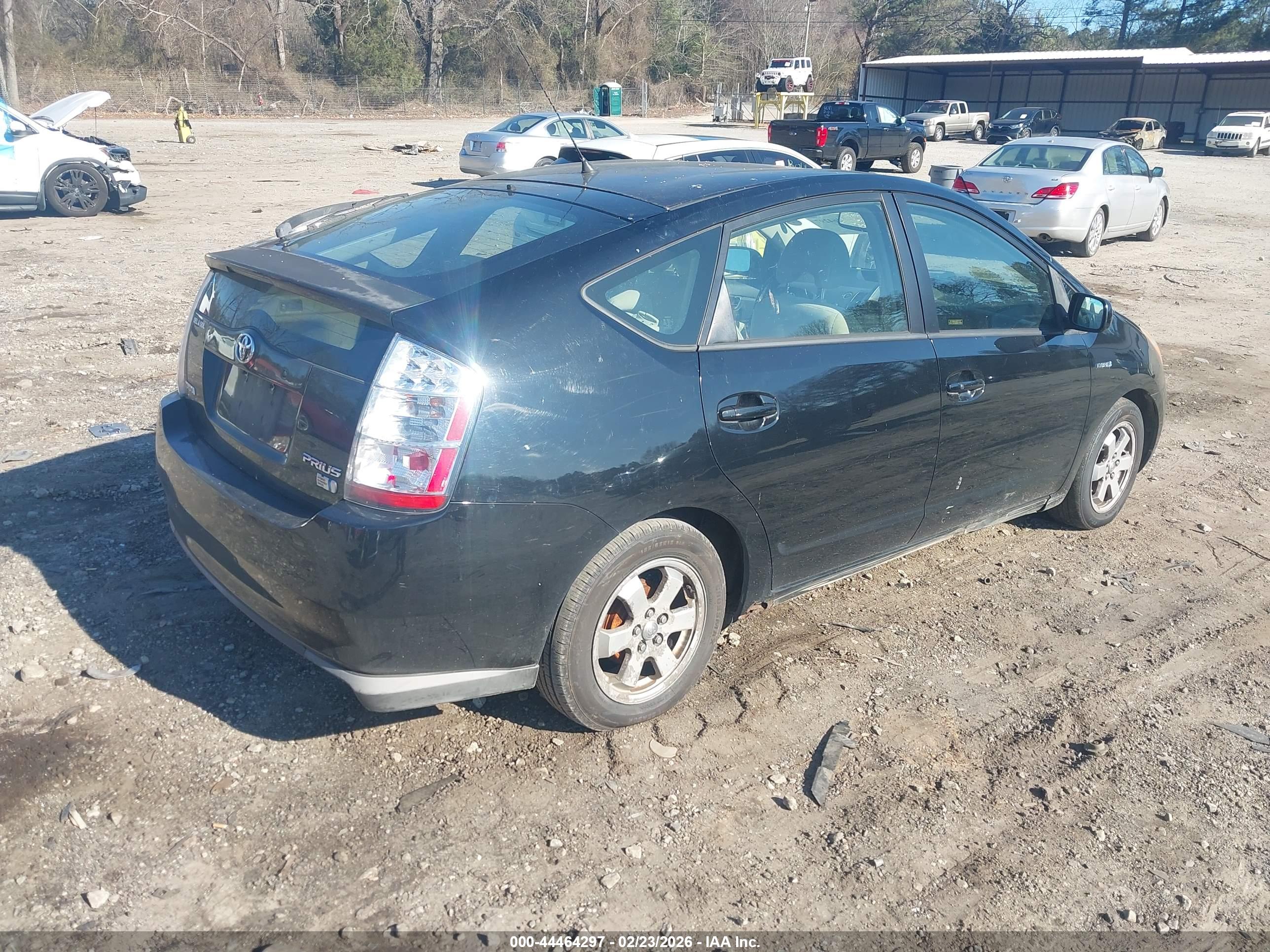 TOYOTA PRIUS image 4