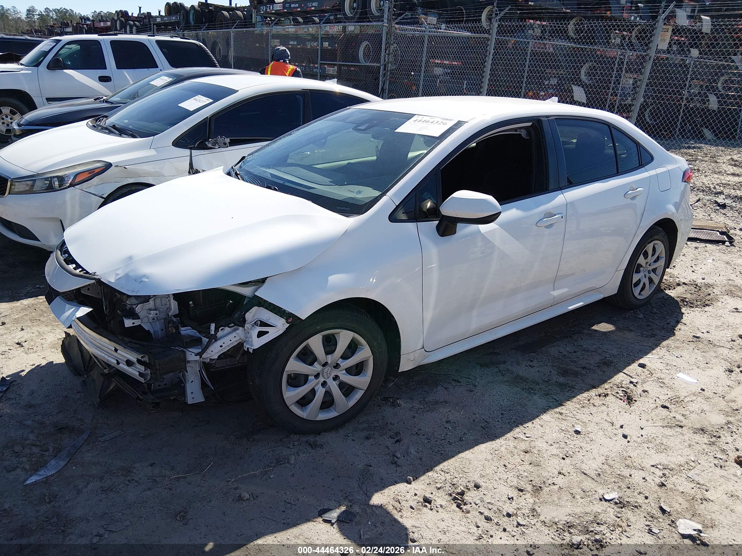 TOYOTA COROLLA image 2