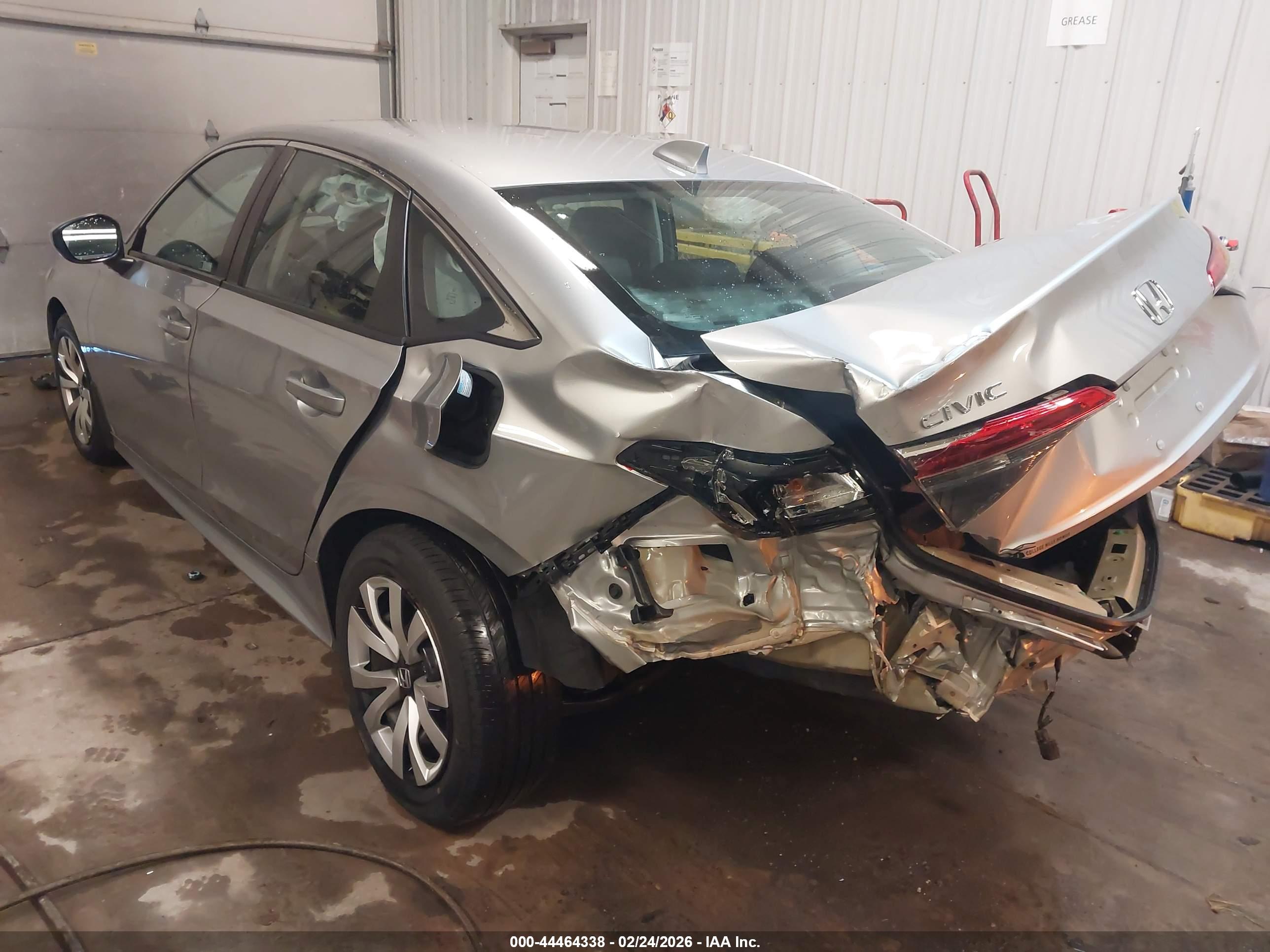 HONDA CIVIC image 3
