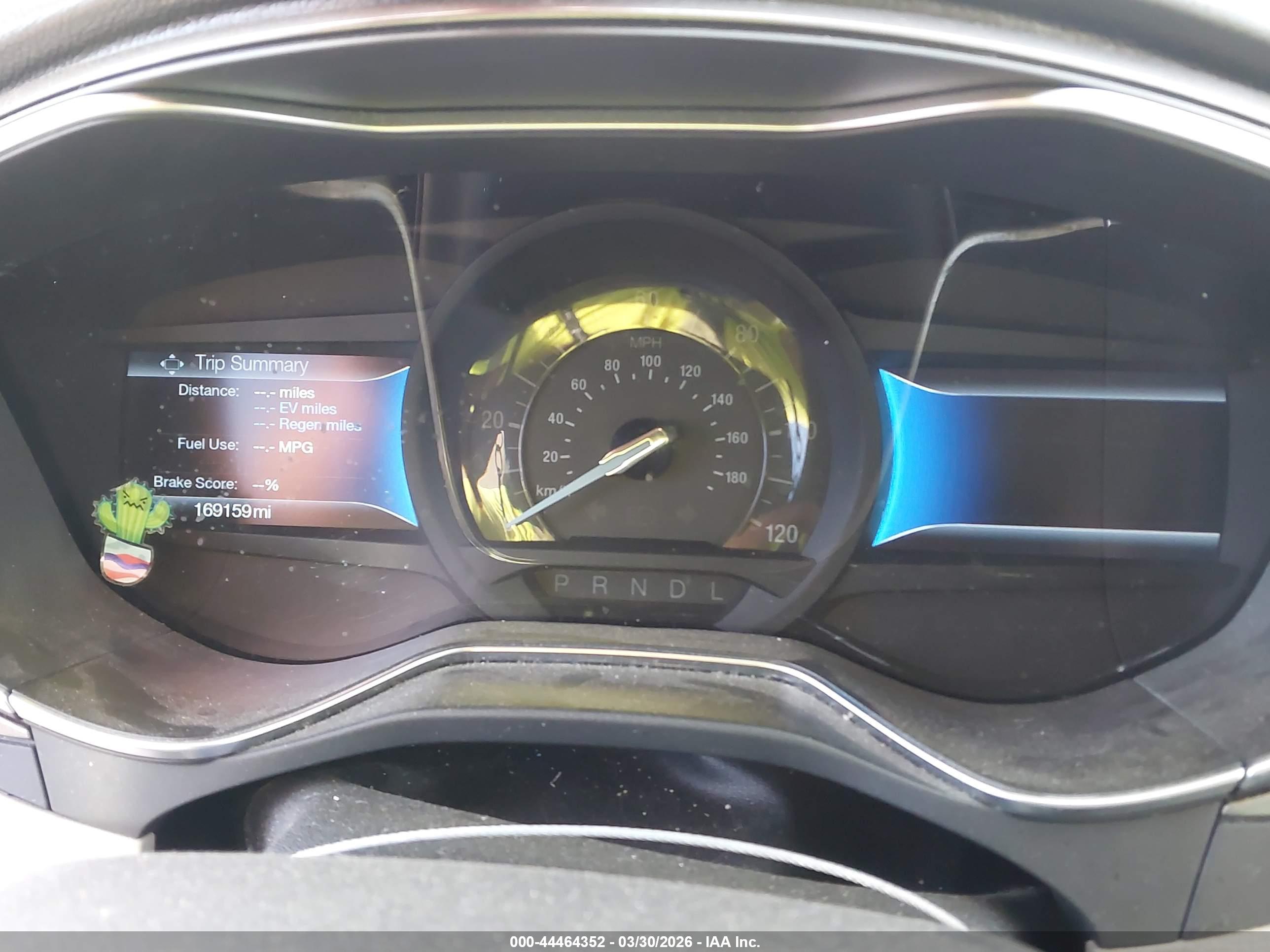FORD FUSION image 7