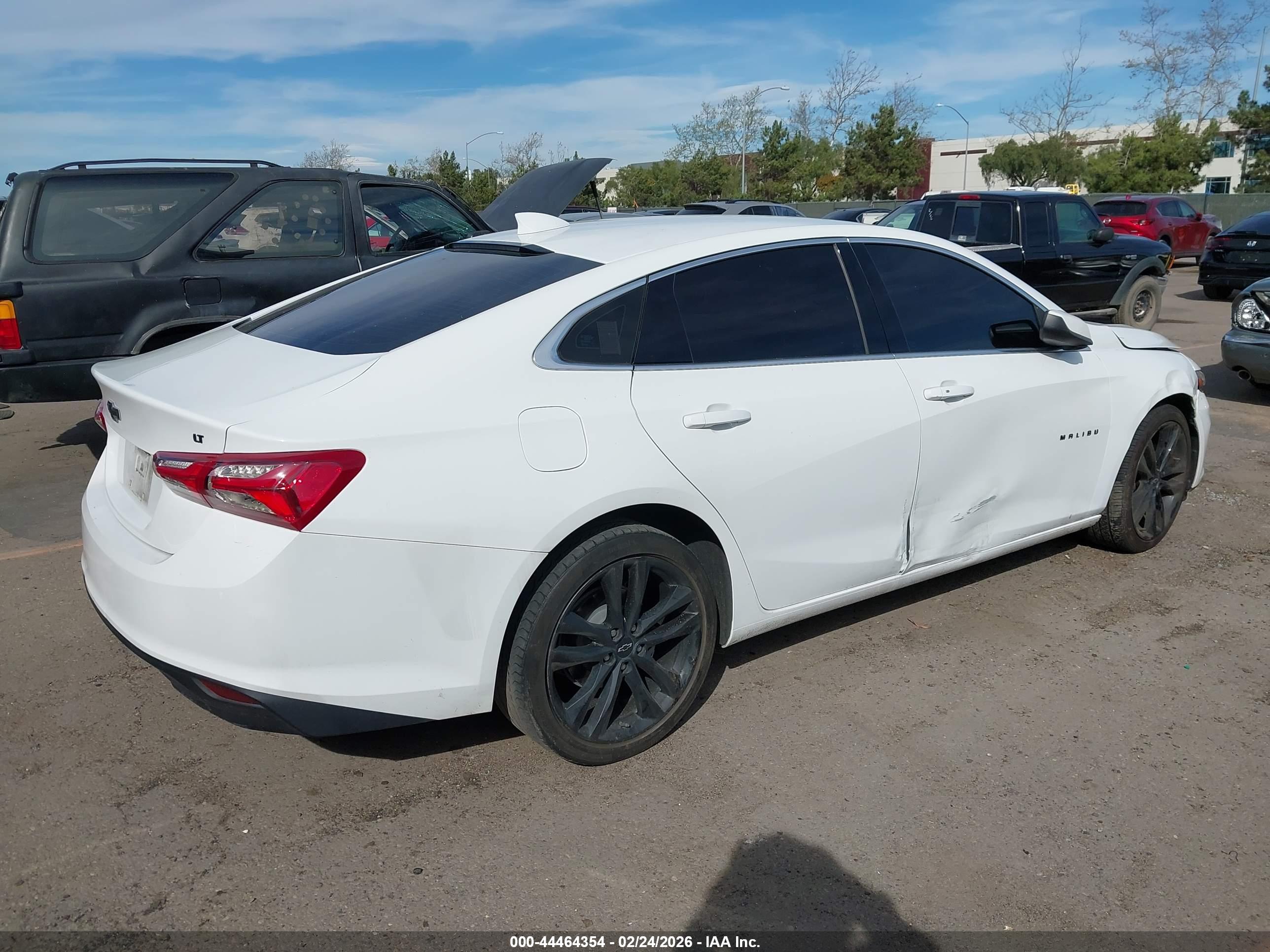 CHEVROLET MALIBU image 4