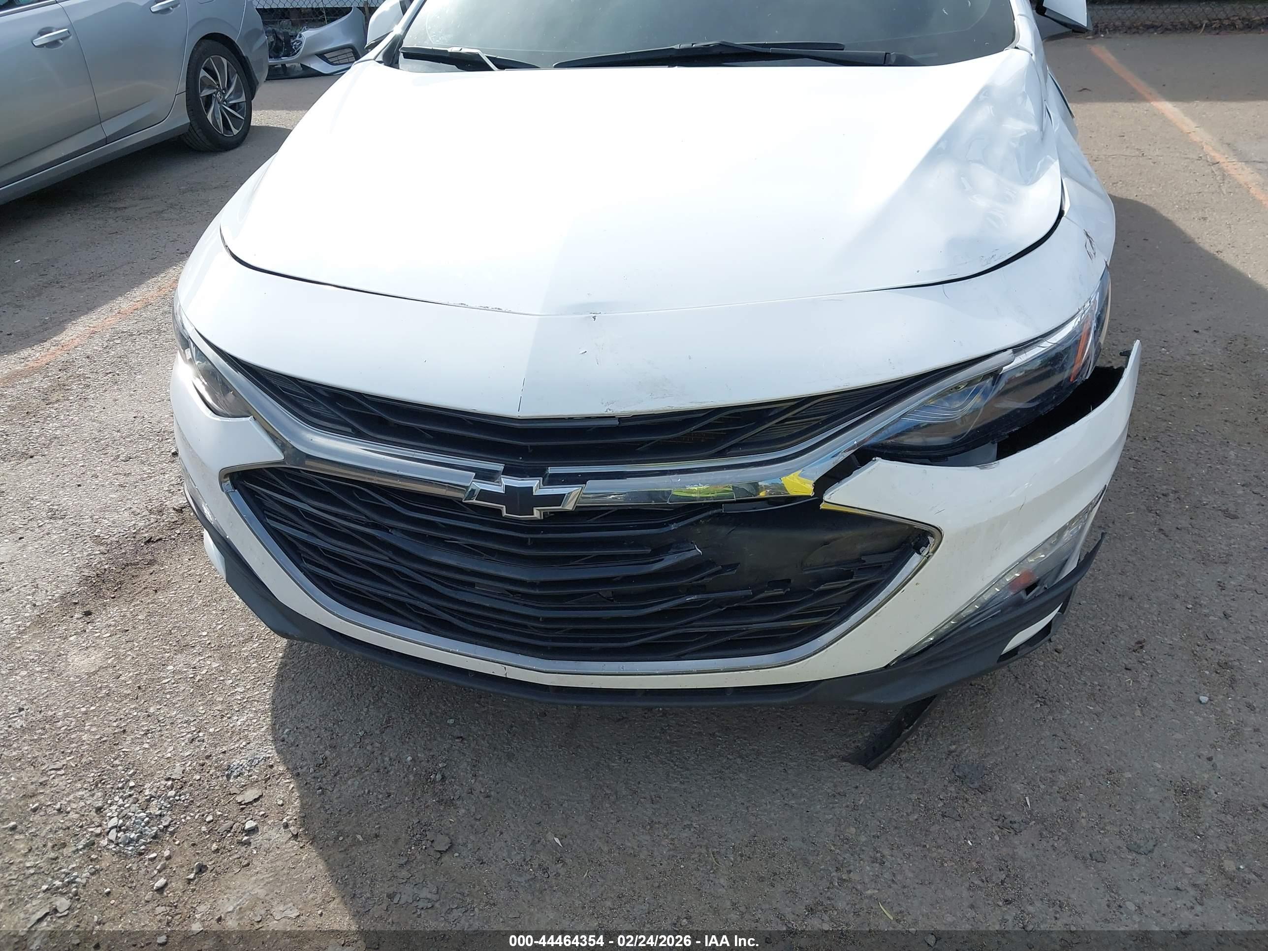 CHEVROLET MALIBU image 6