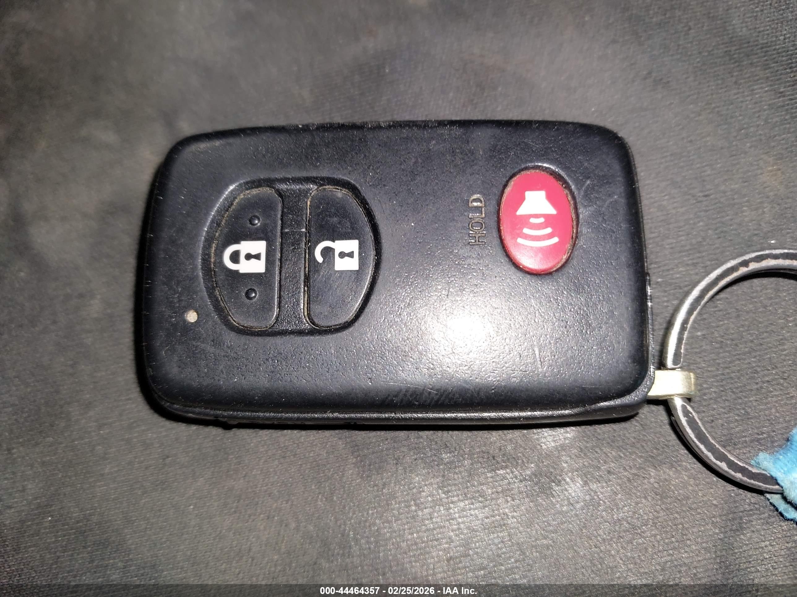 TOYOTA PRIUS image 11