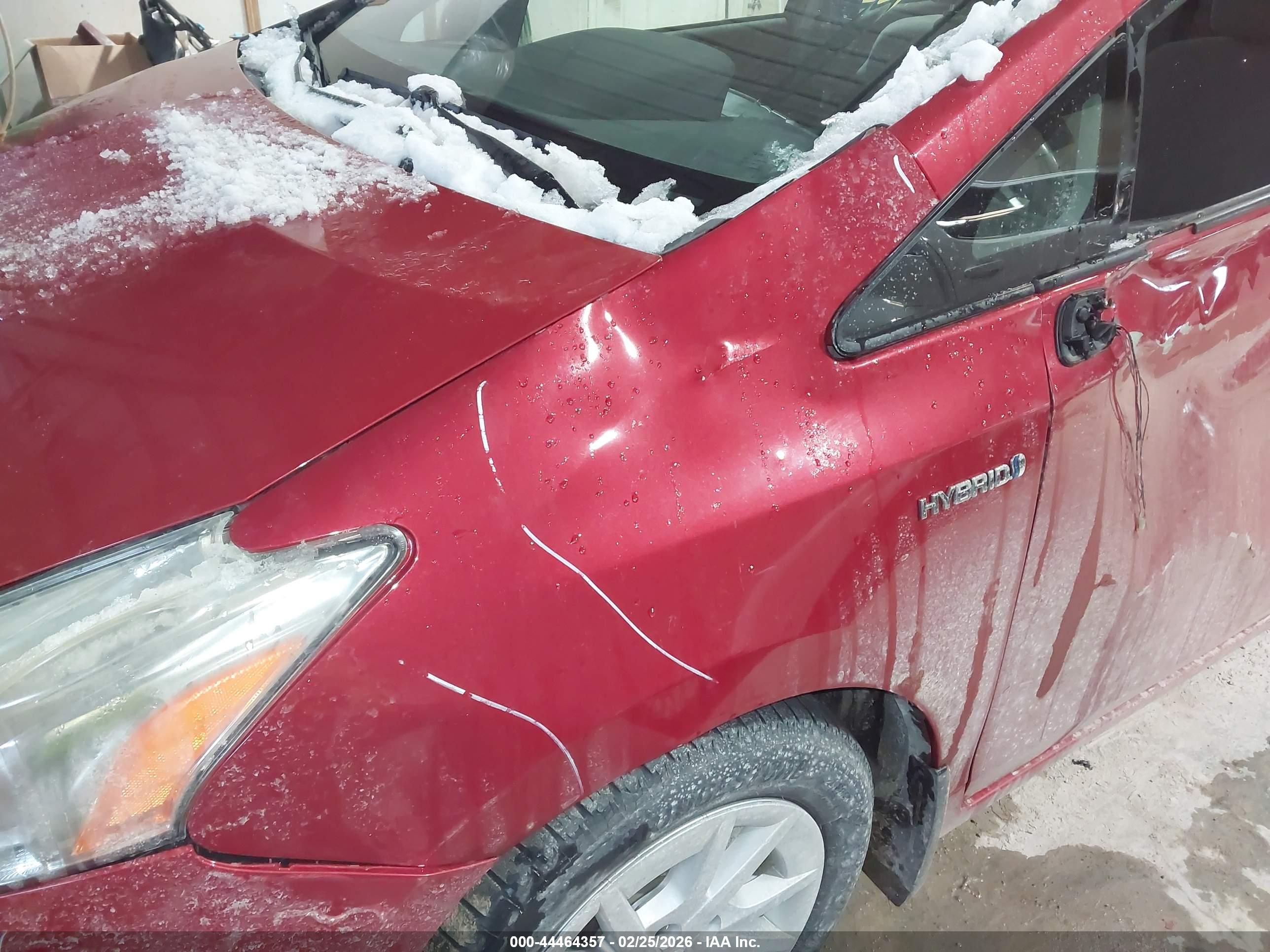 TOYOTA PRIUS image 6