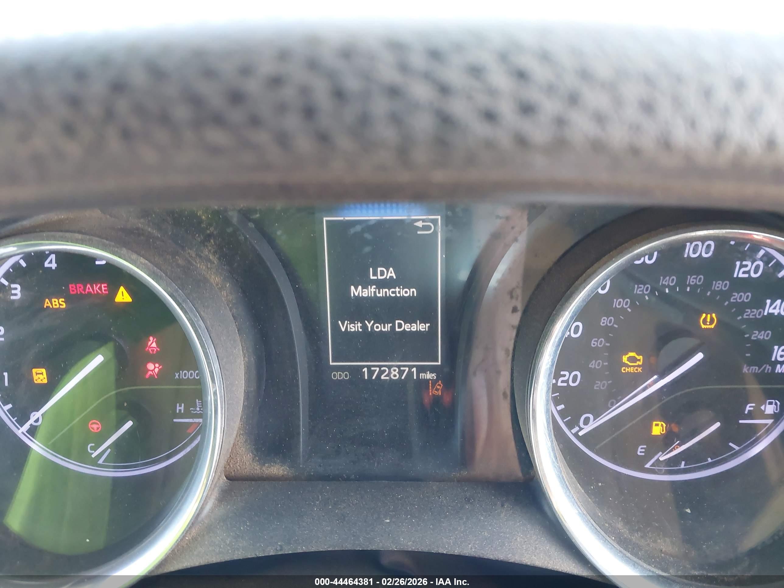 TOYOTA CAMRY image 7