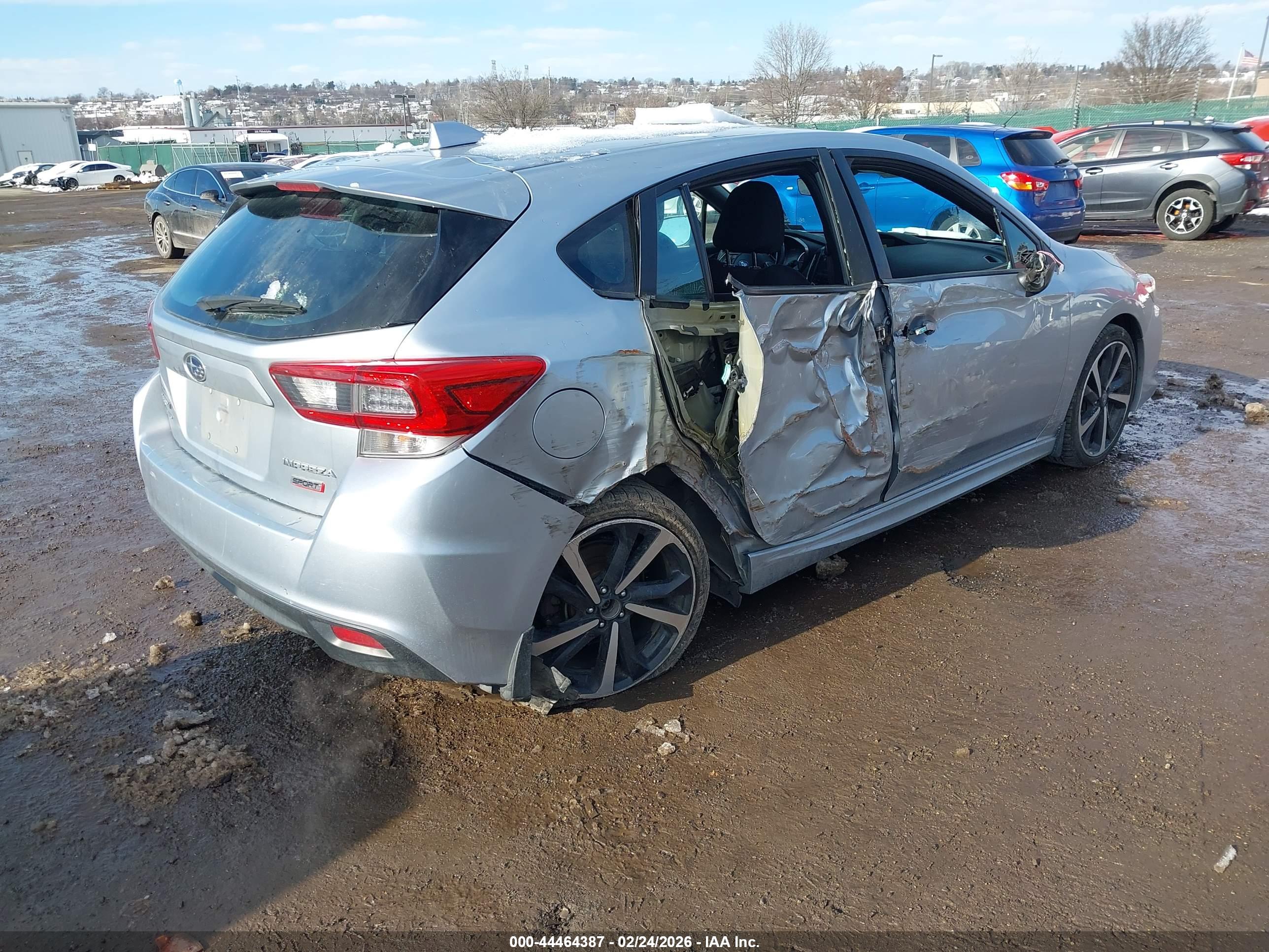SUBARU IMPREZA image 4