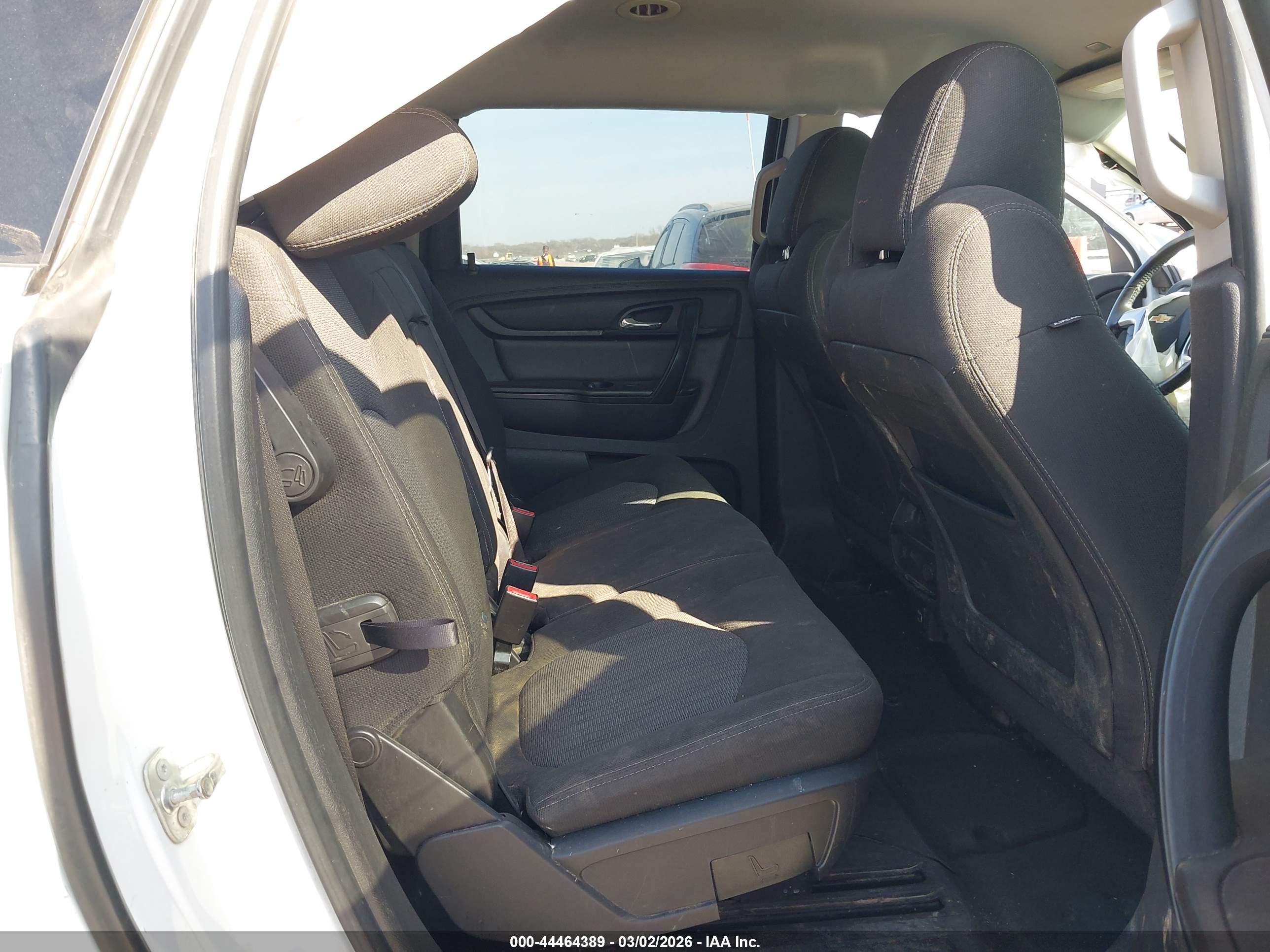 CHEVROLET TRAVERSE image 8
