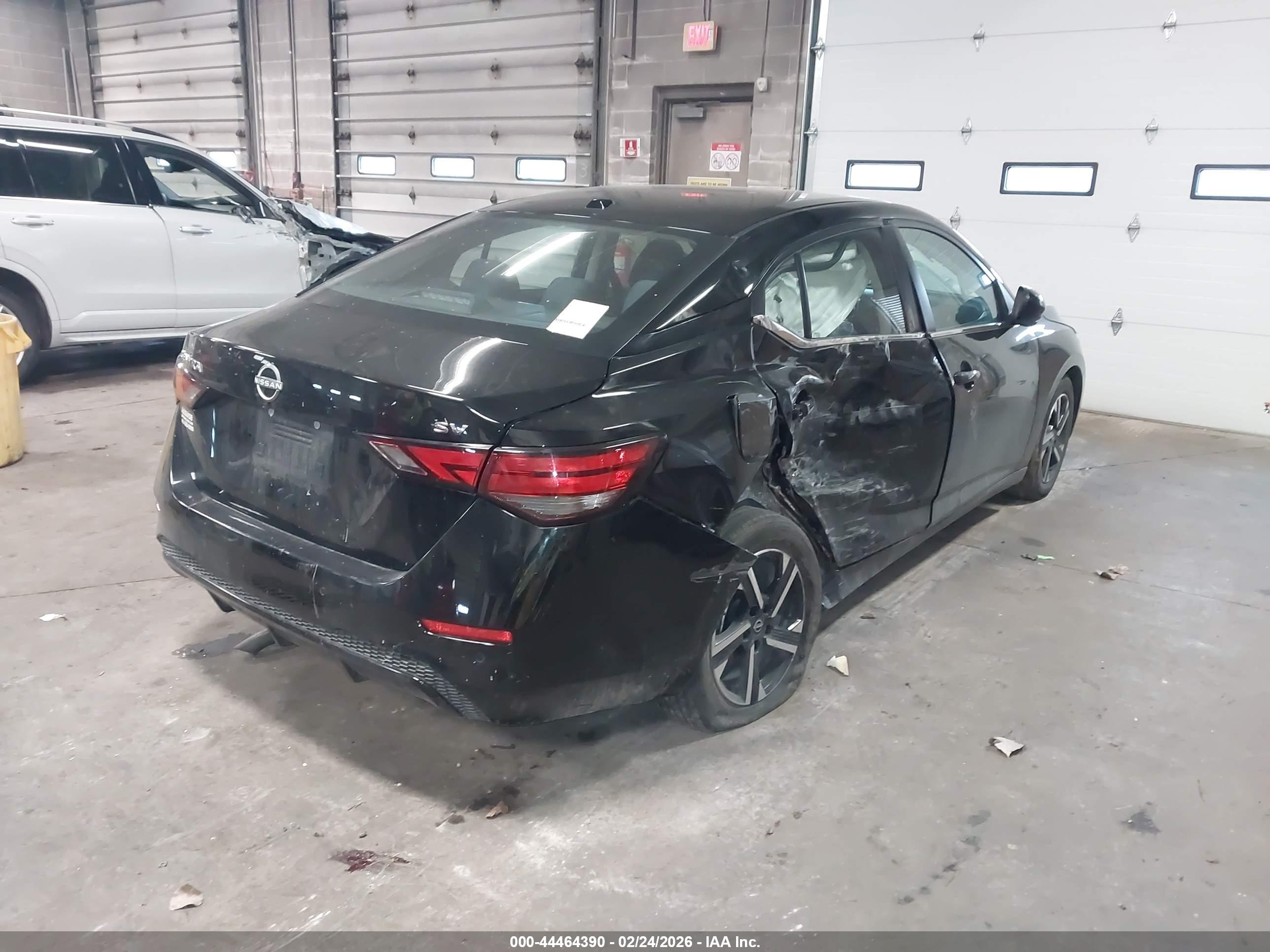 NISSAN SENTRA image 4