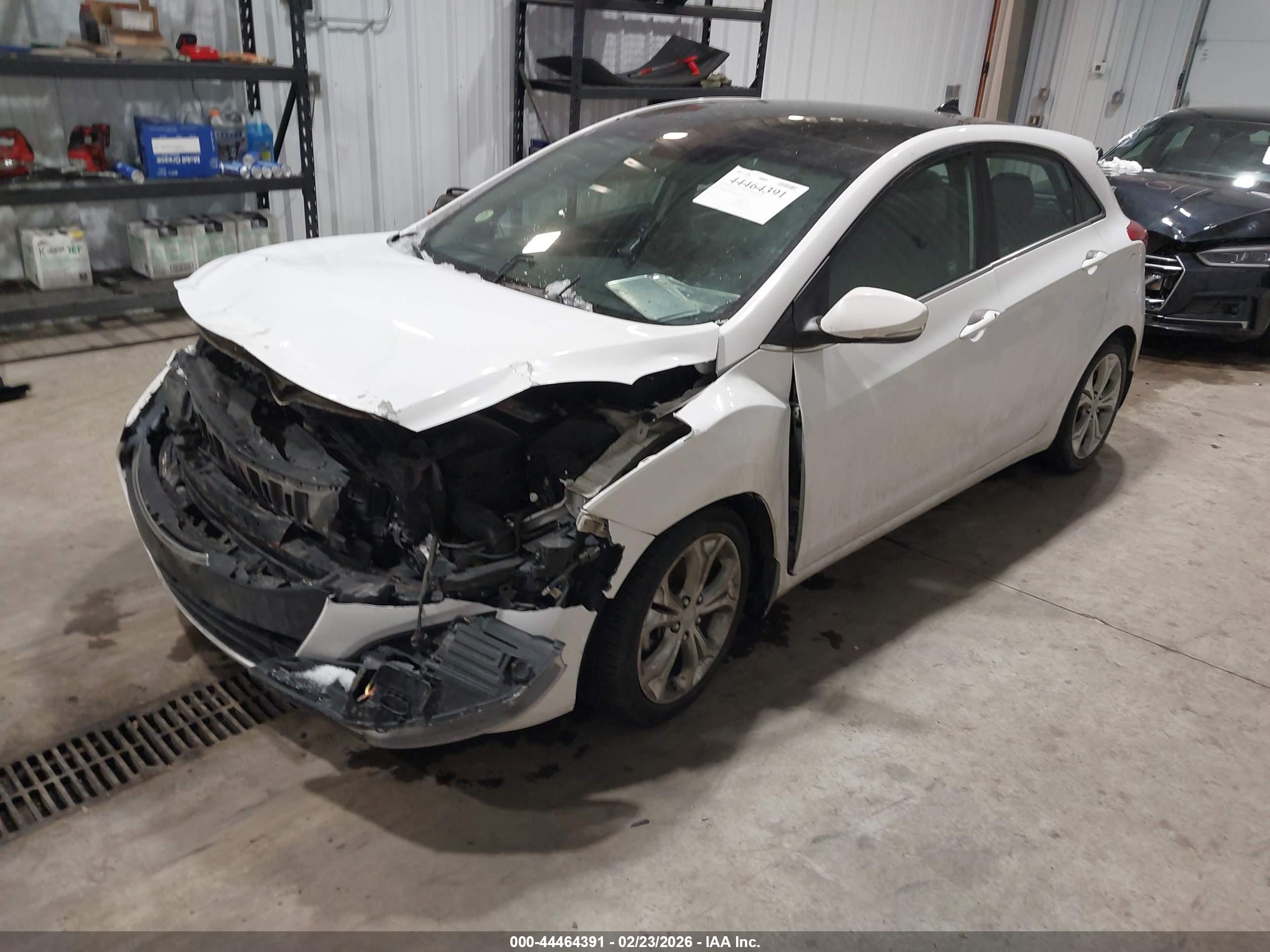 HYUNDAI ELANTRA image 2