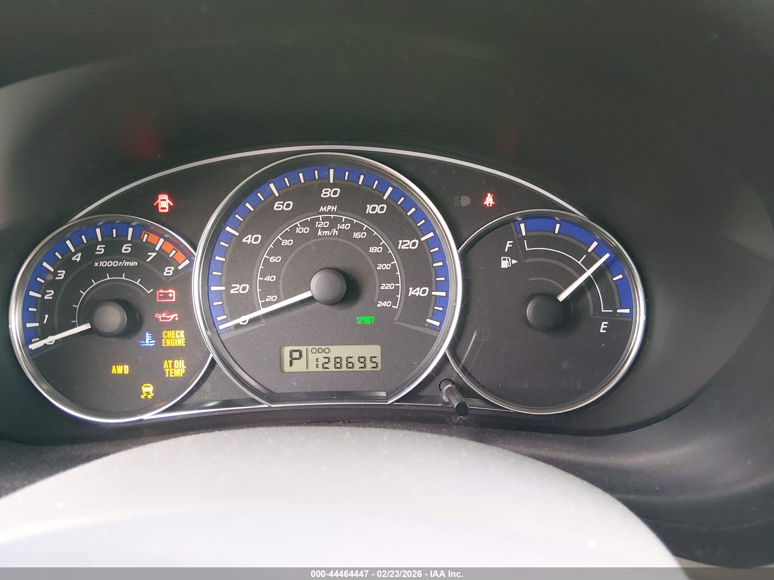 SUBARU FORESTER image 7