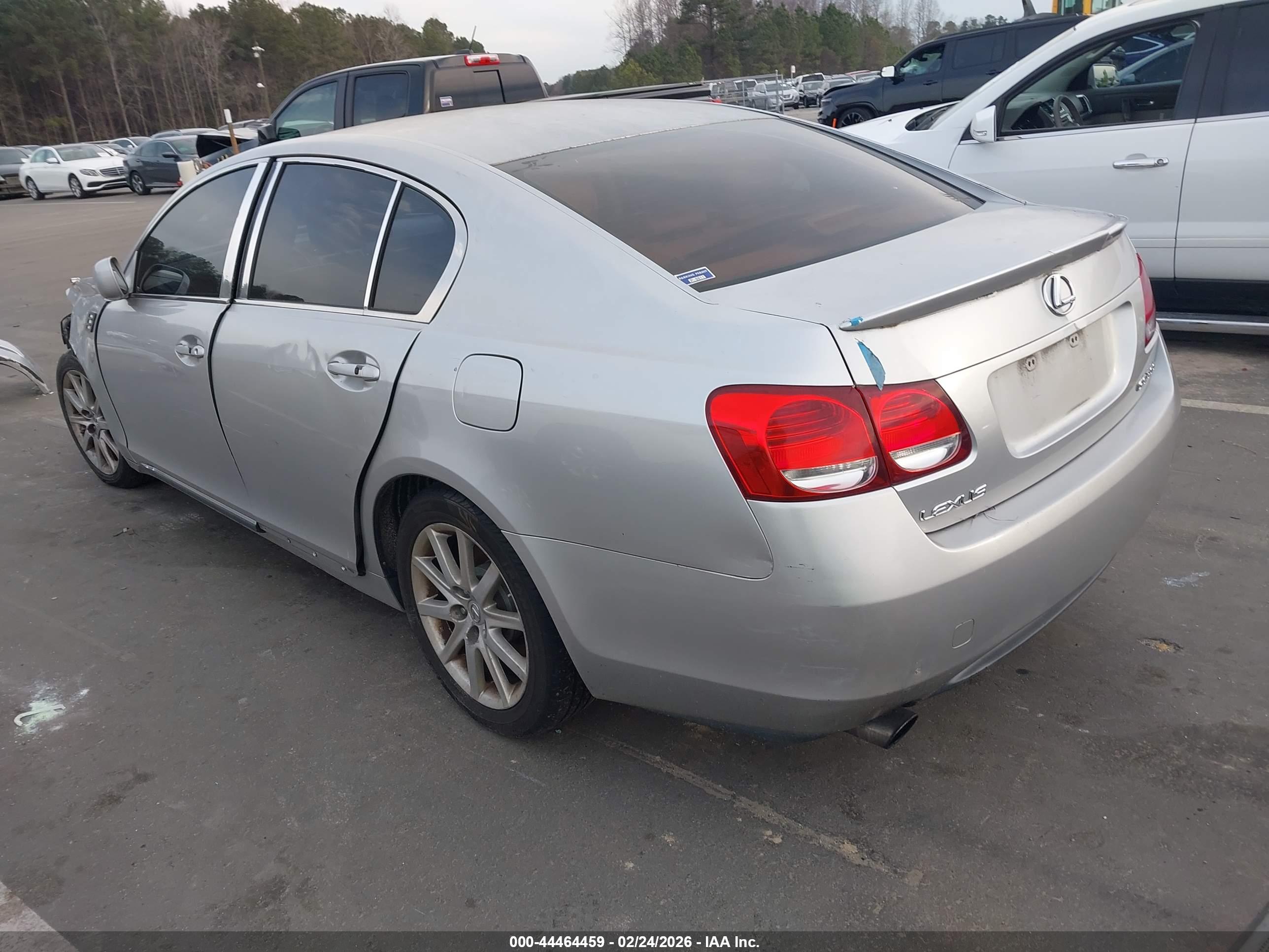 LEXUS GS image 3