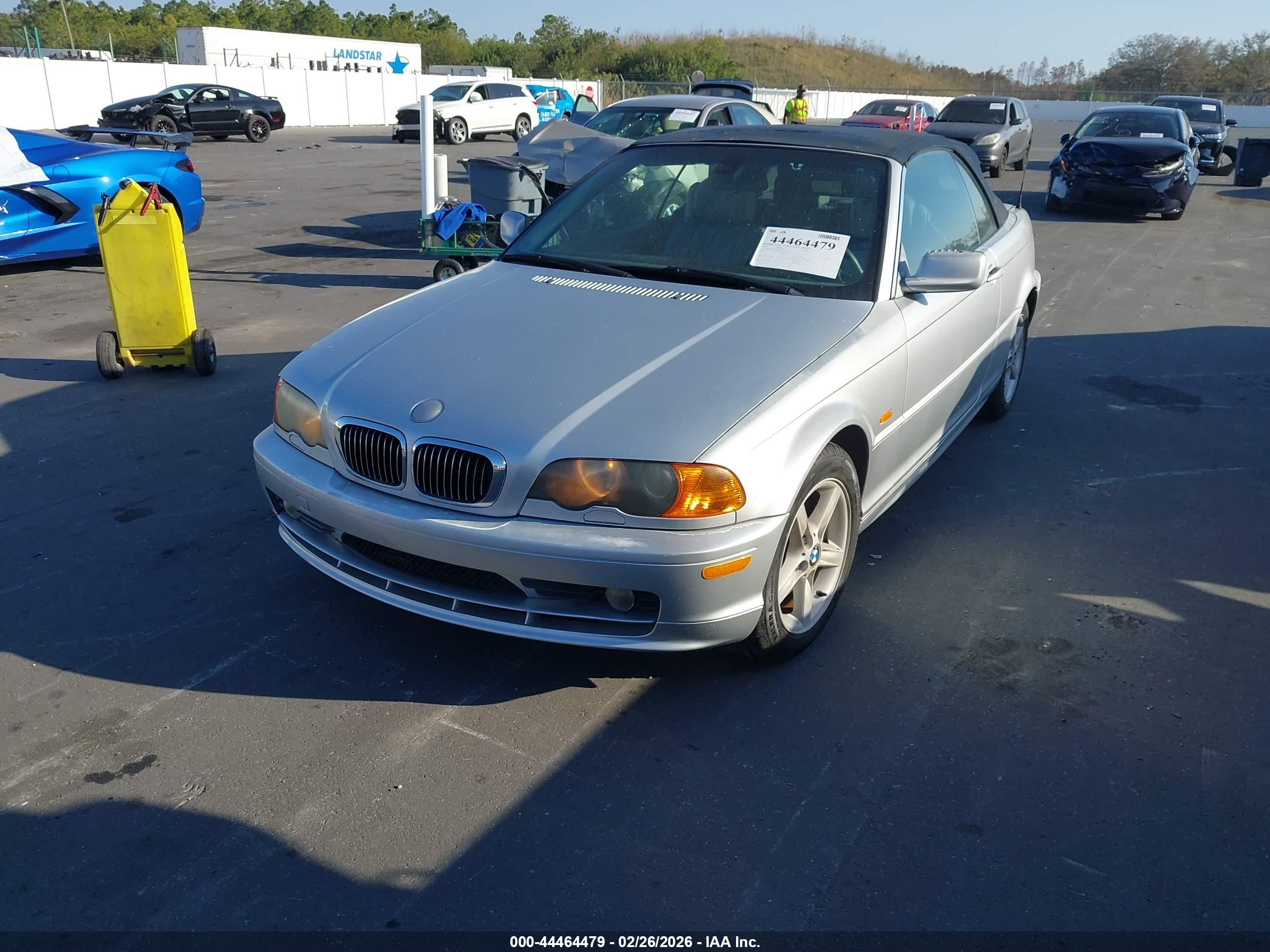 BMW 325CI image 2