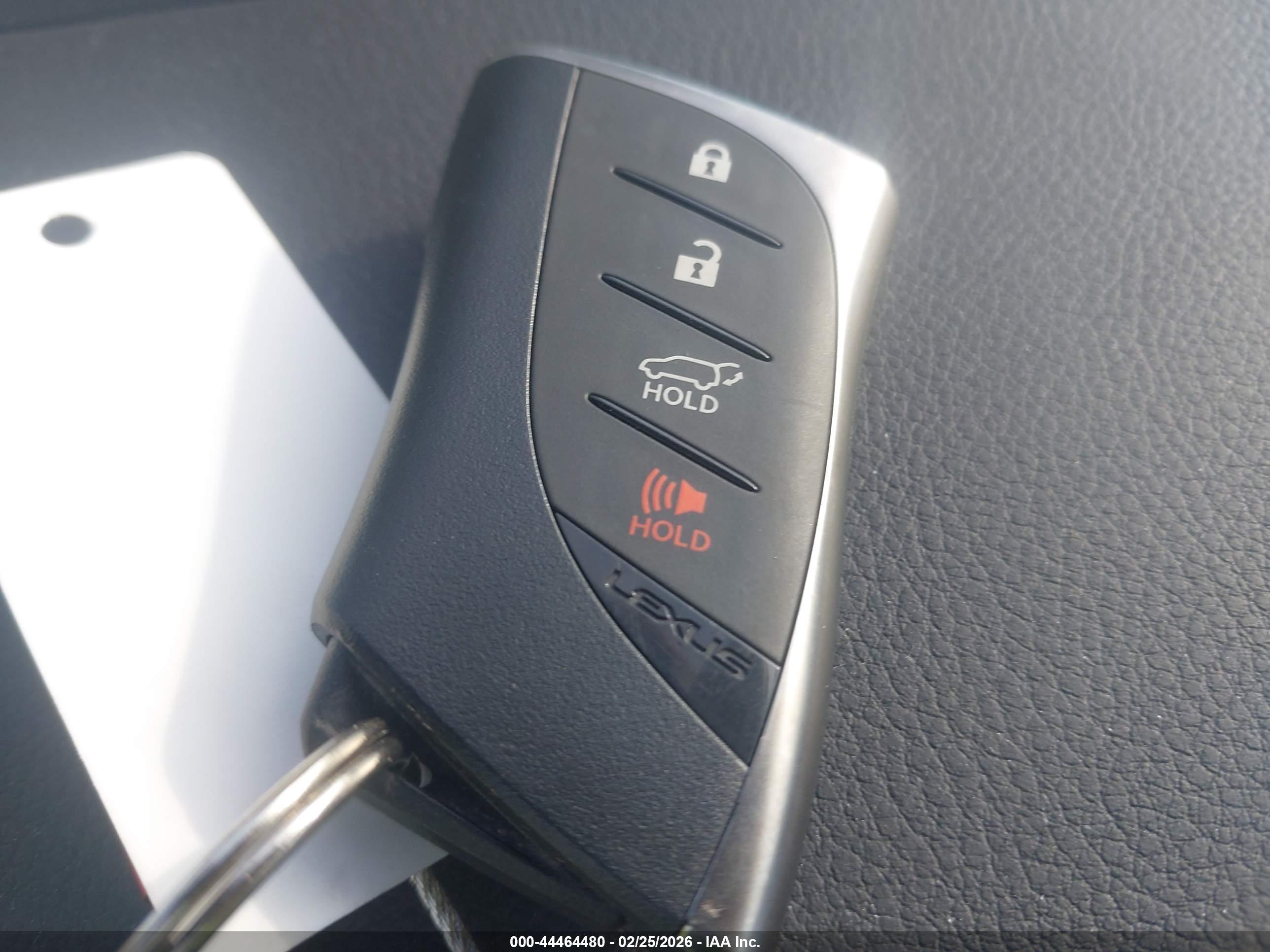 LEXUS RX image 11