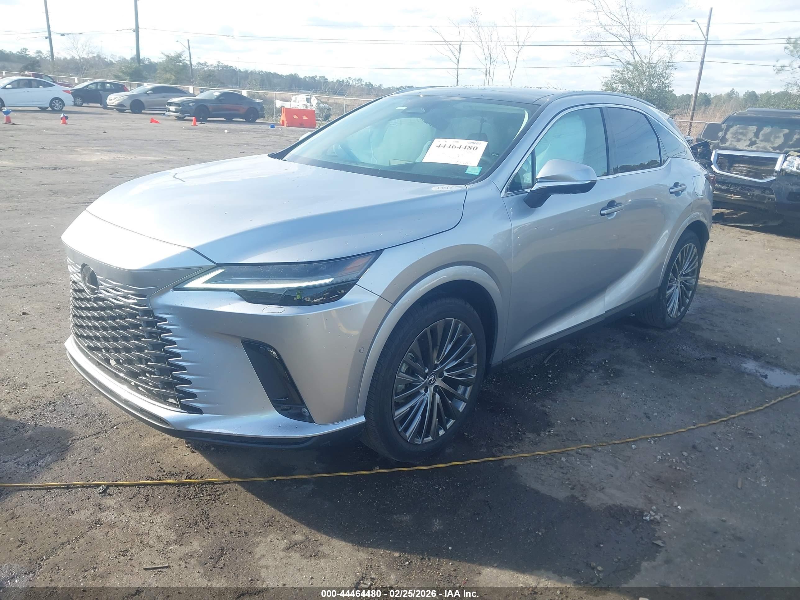 LEXUS RX image 2