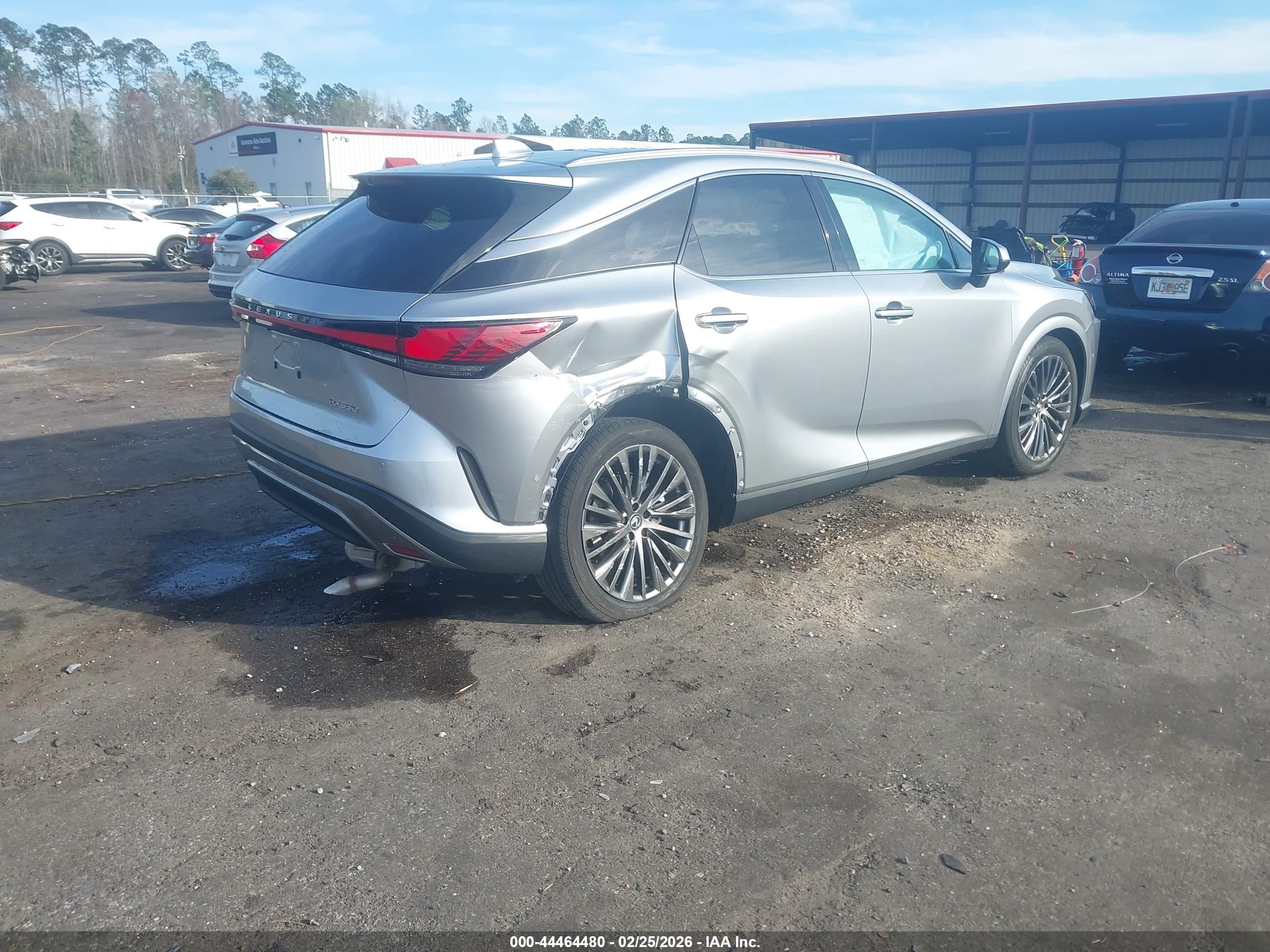 LEXUS RX image 4