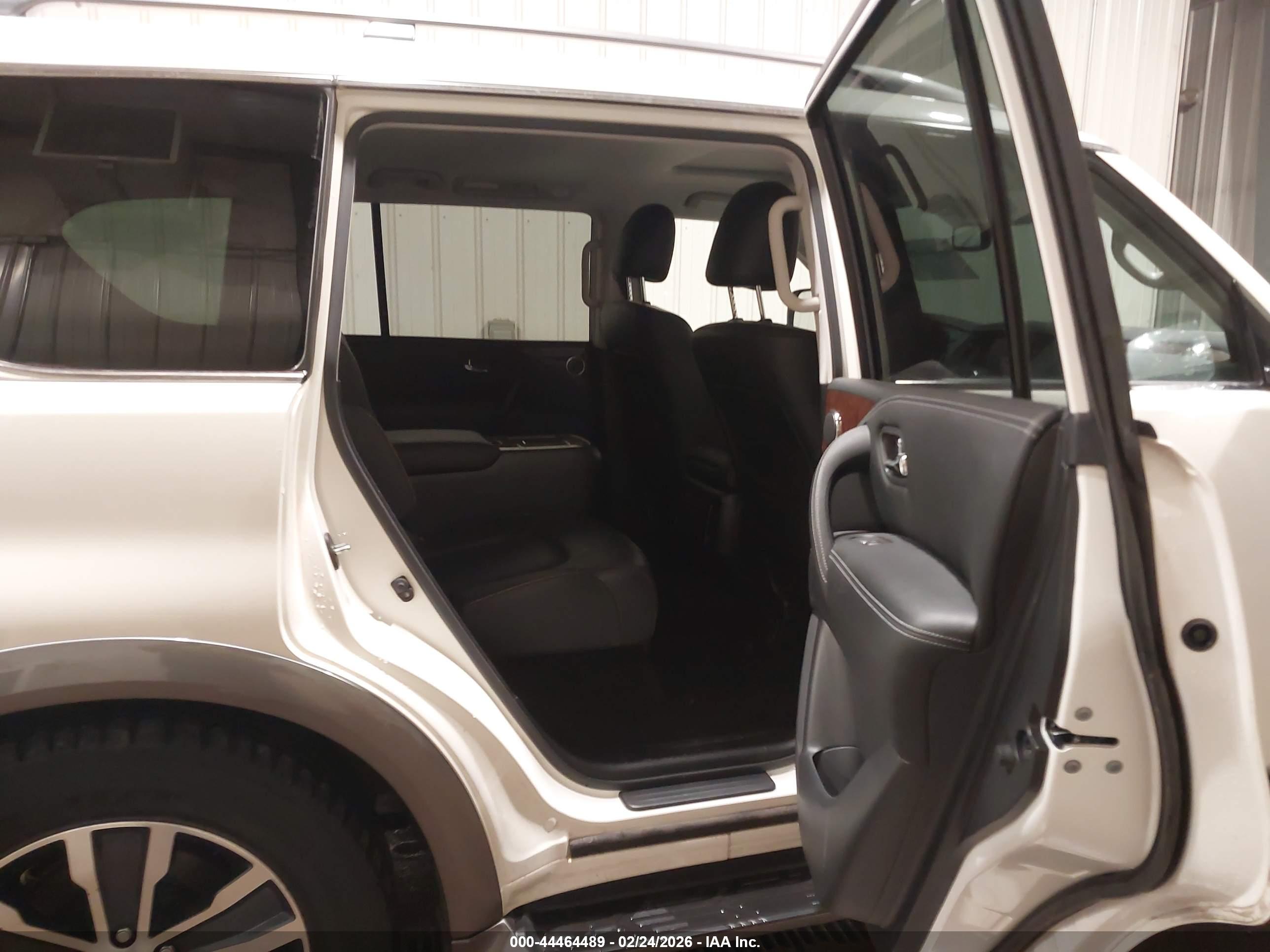 NISSAN ARMADA image 8