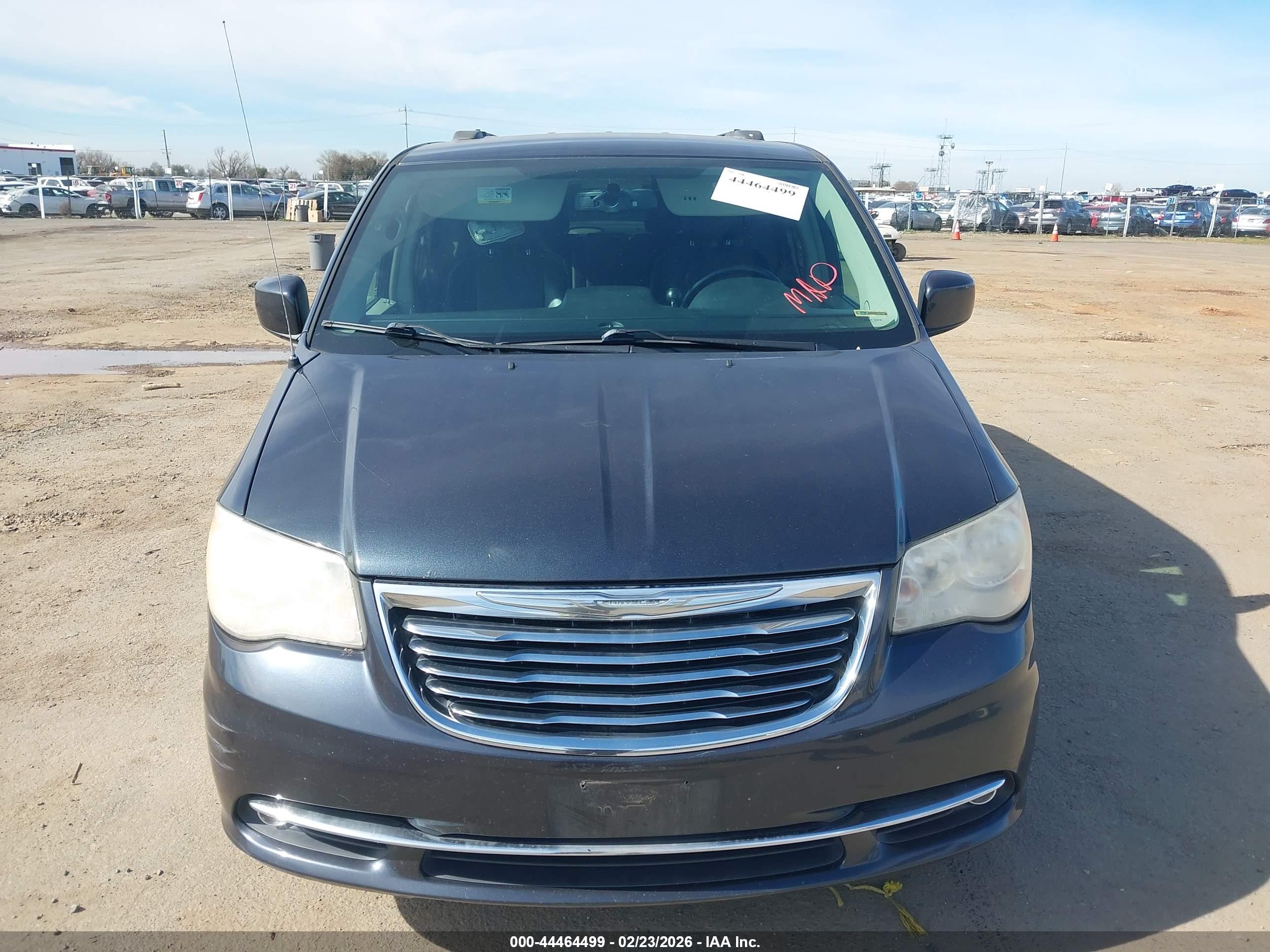 CHRYSLER TOWN image 6