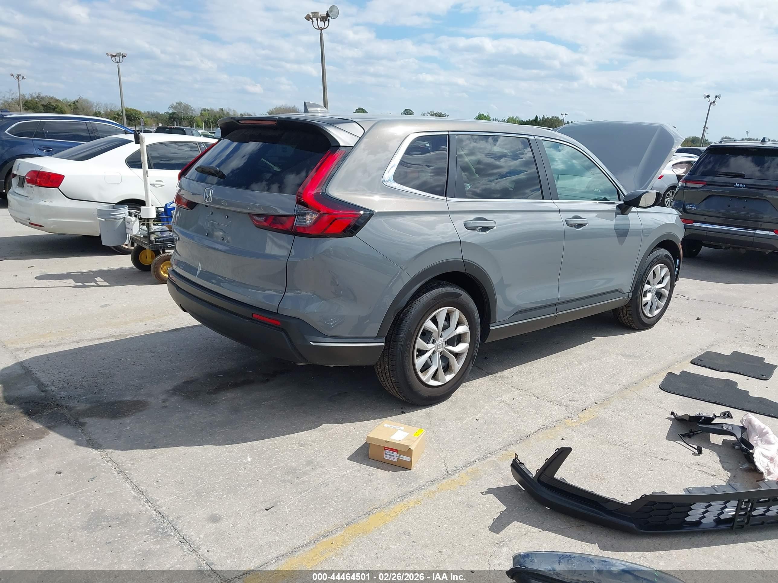 HONDA CR-V image 4