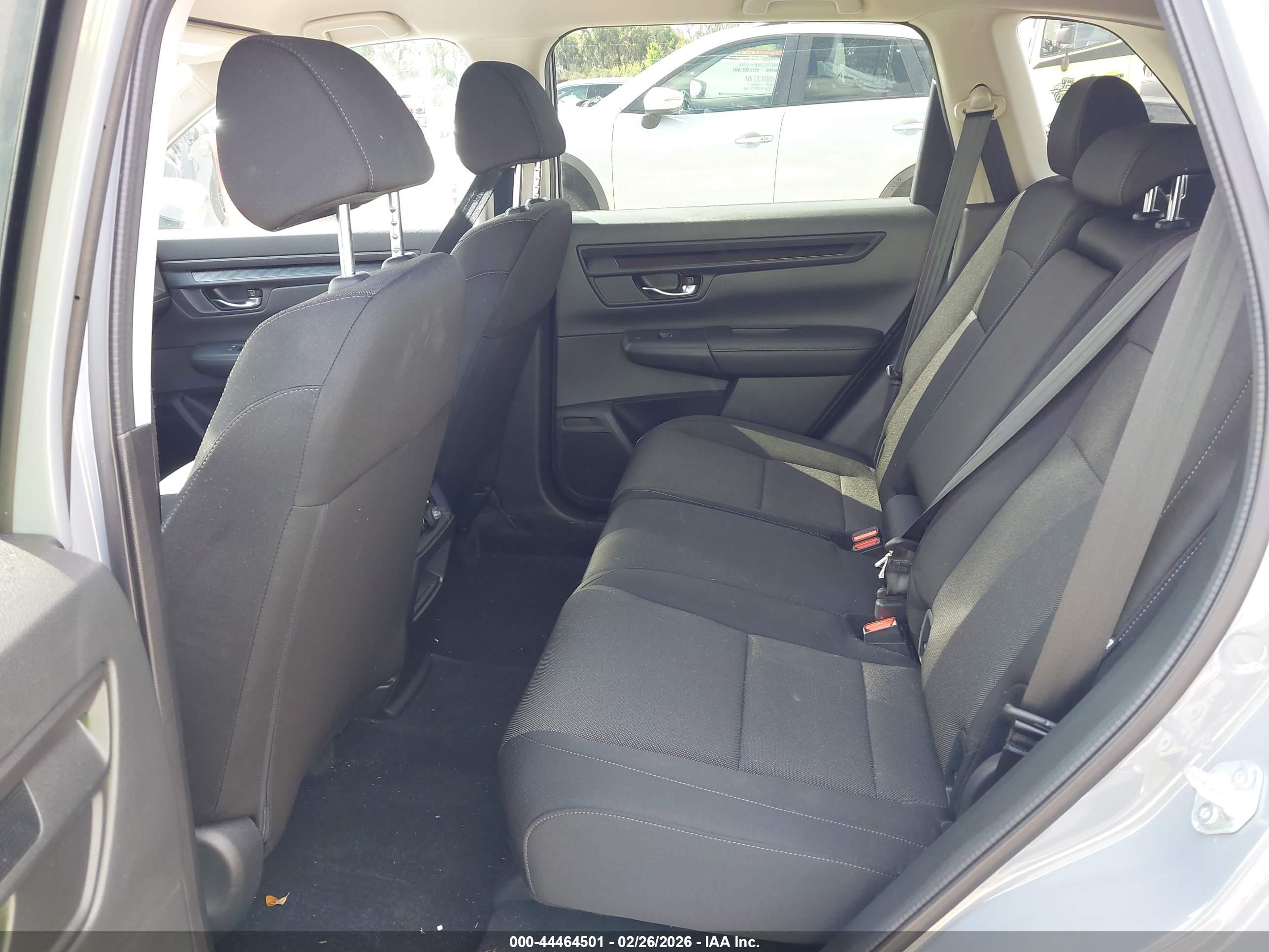HONDA CR-V image 8