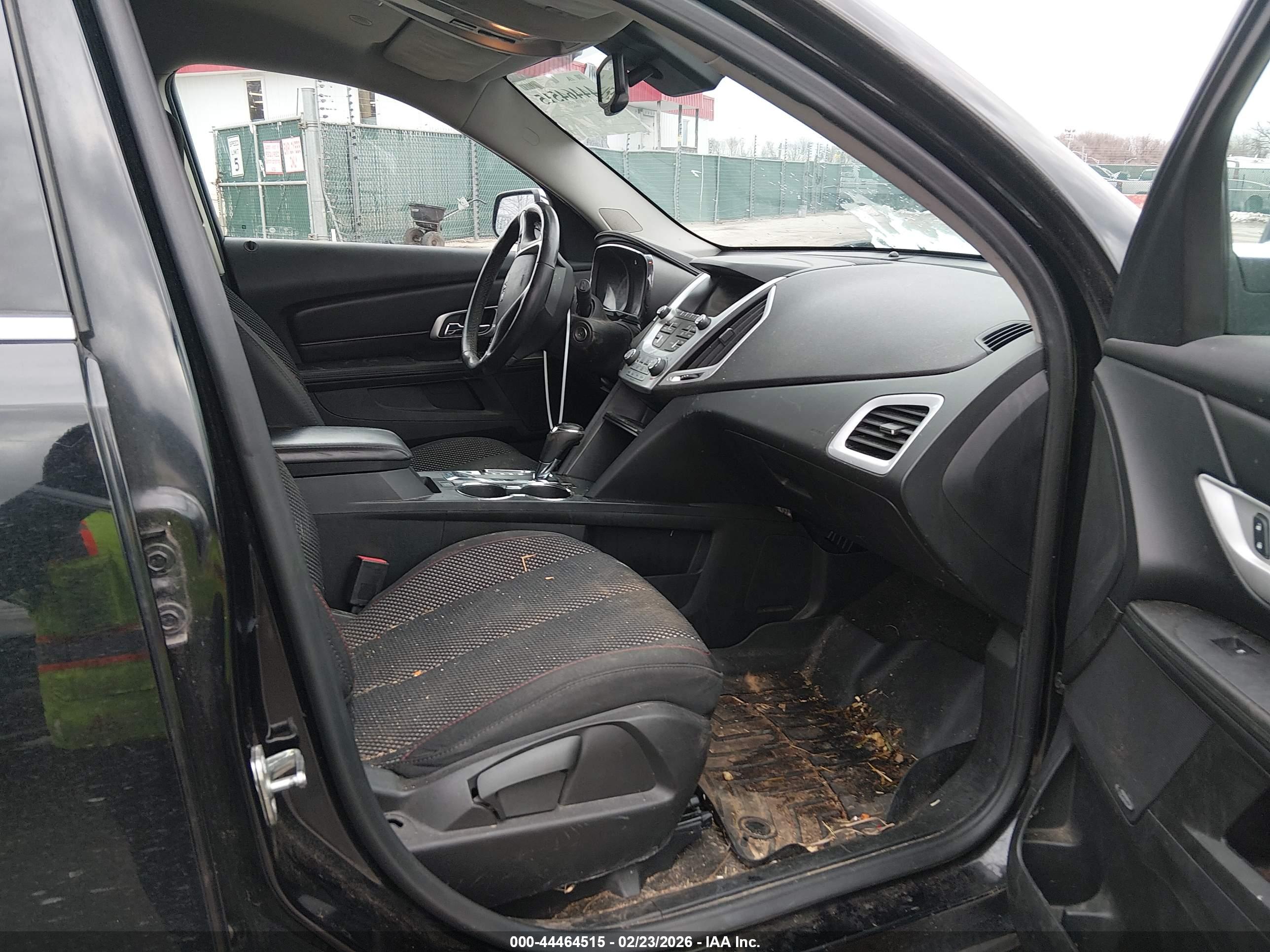 GMC TERRAIN image 5