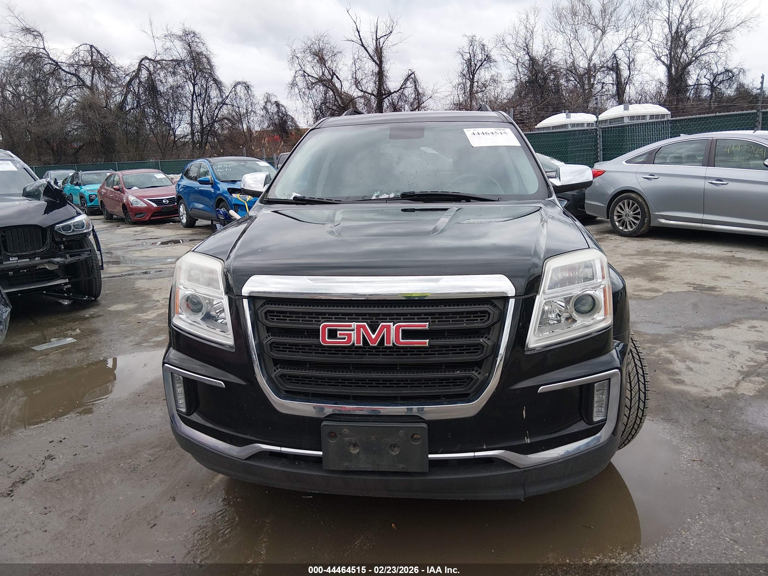 GMC TERRAIN image 6