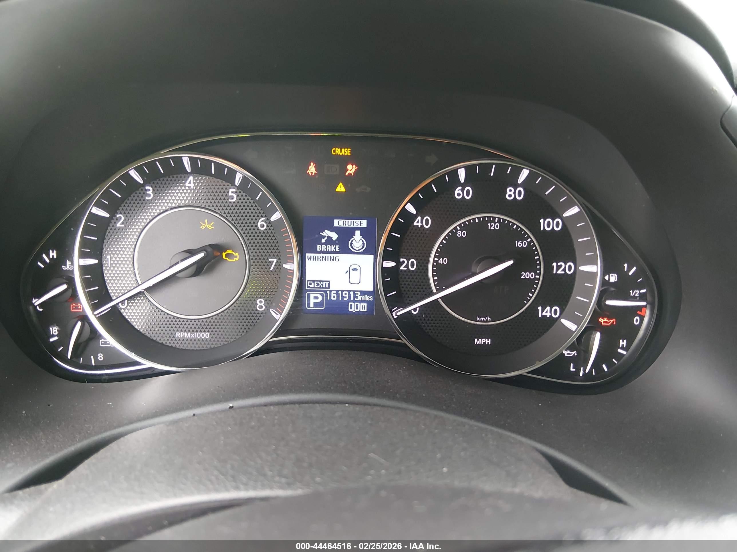 NISSAN ARMADA image 7