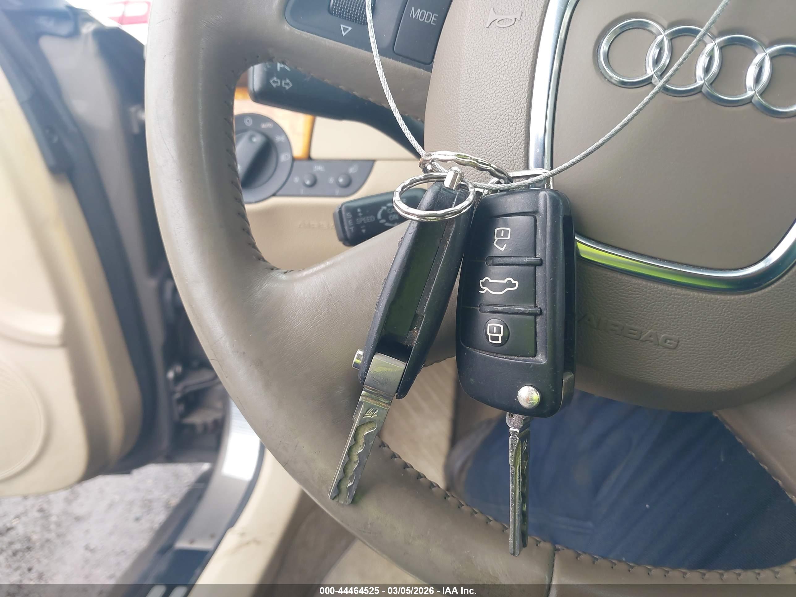 AUDI A4 image 11