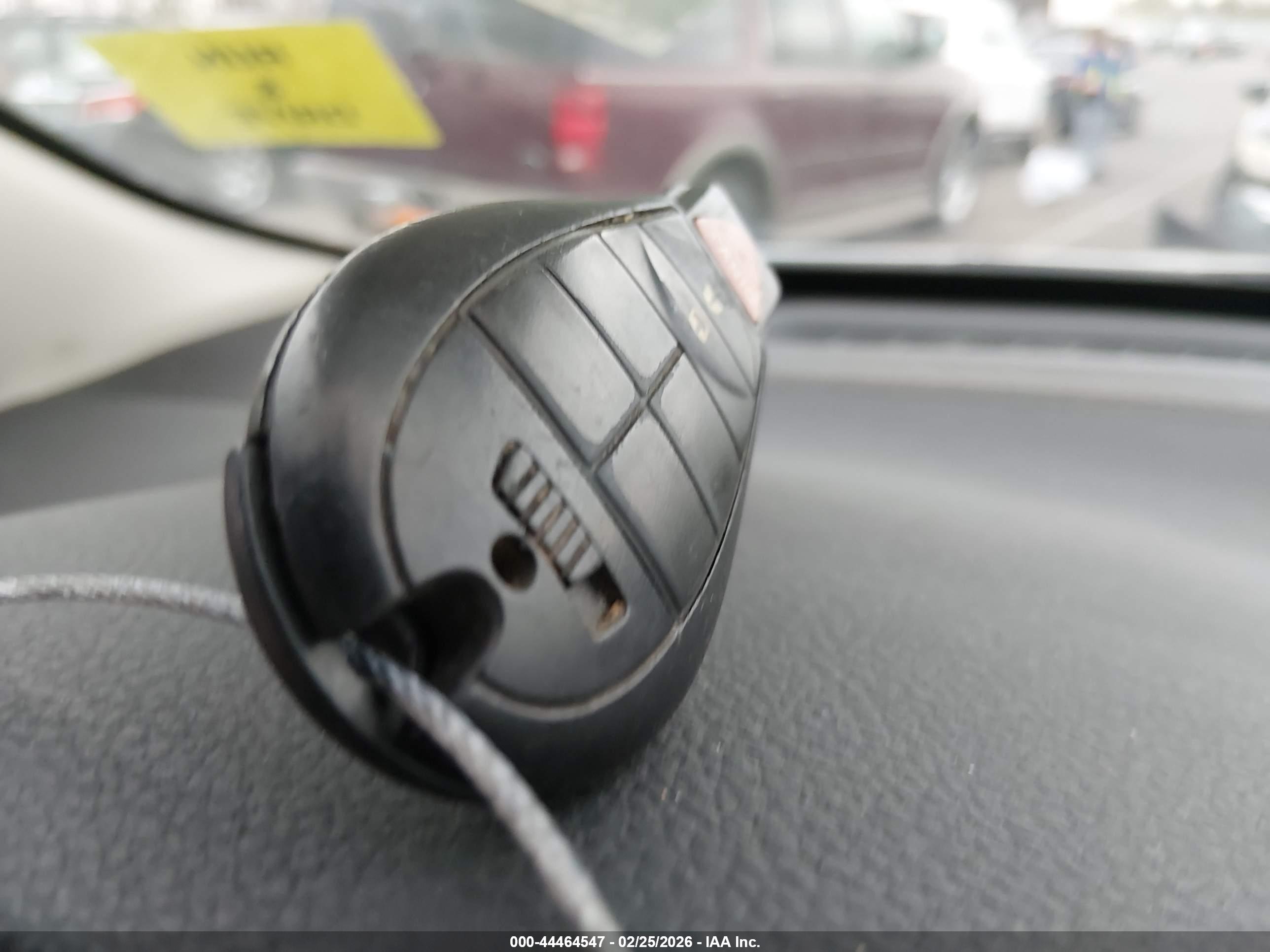 JEEP CHEROKEE image 11