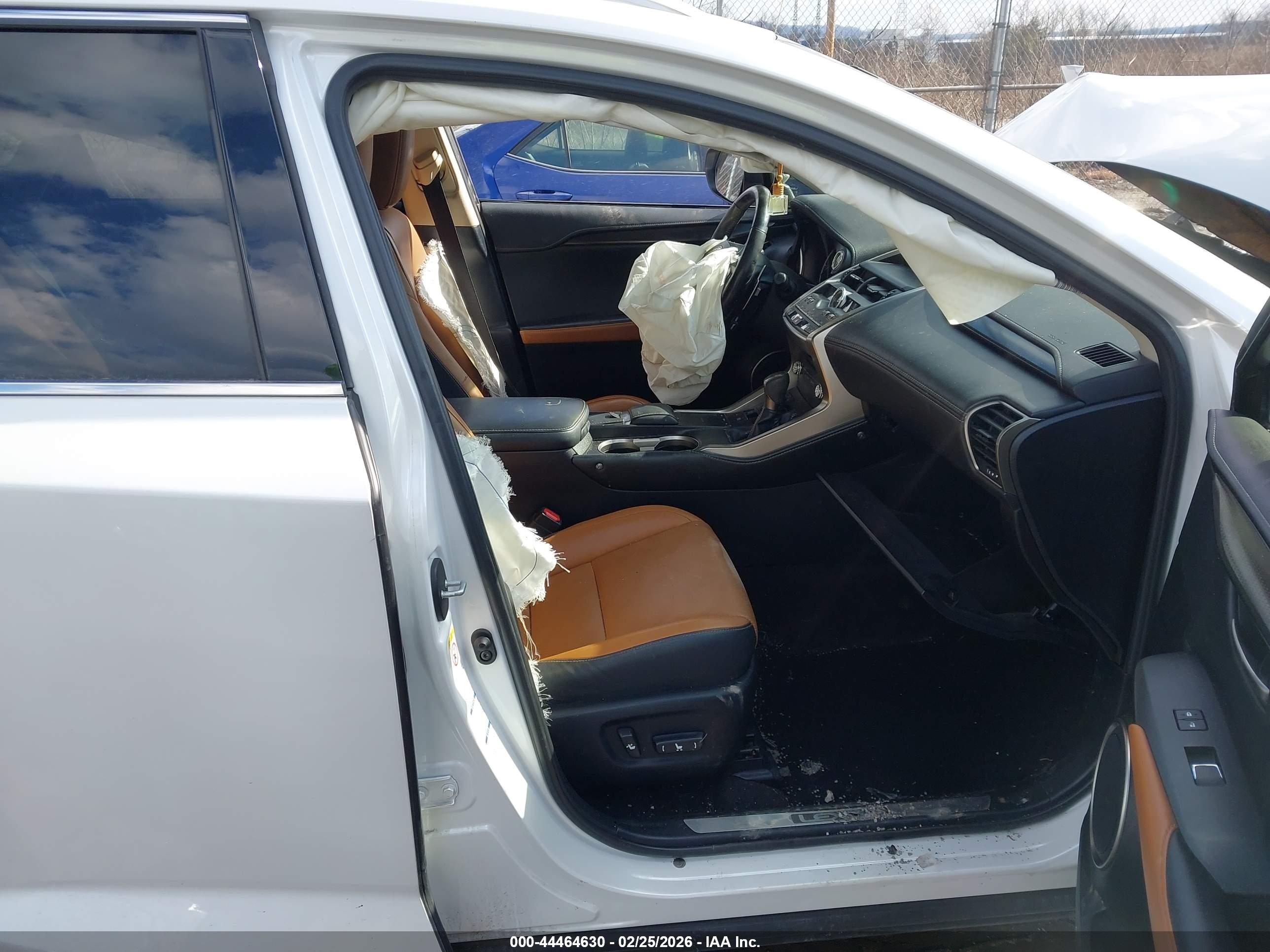 LEXUS NX image 5