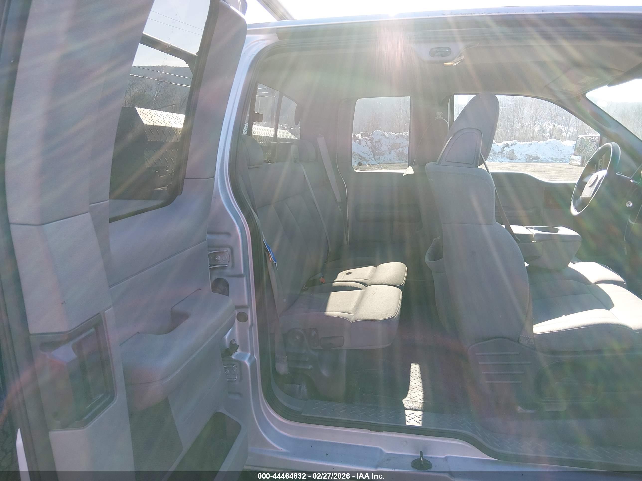 FORD F-150 image 8