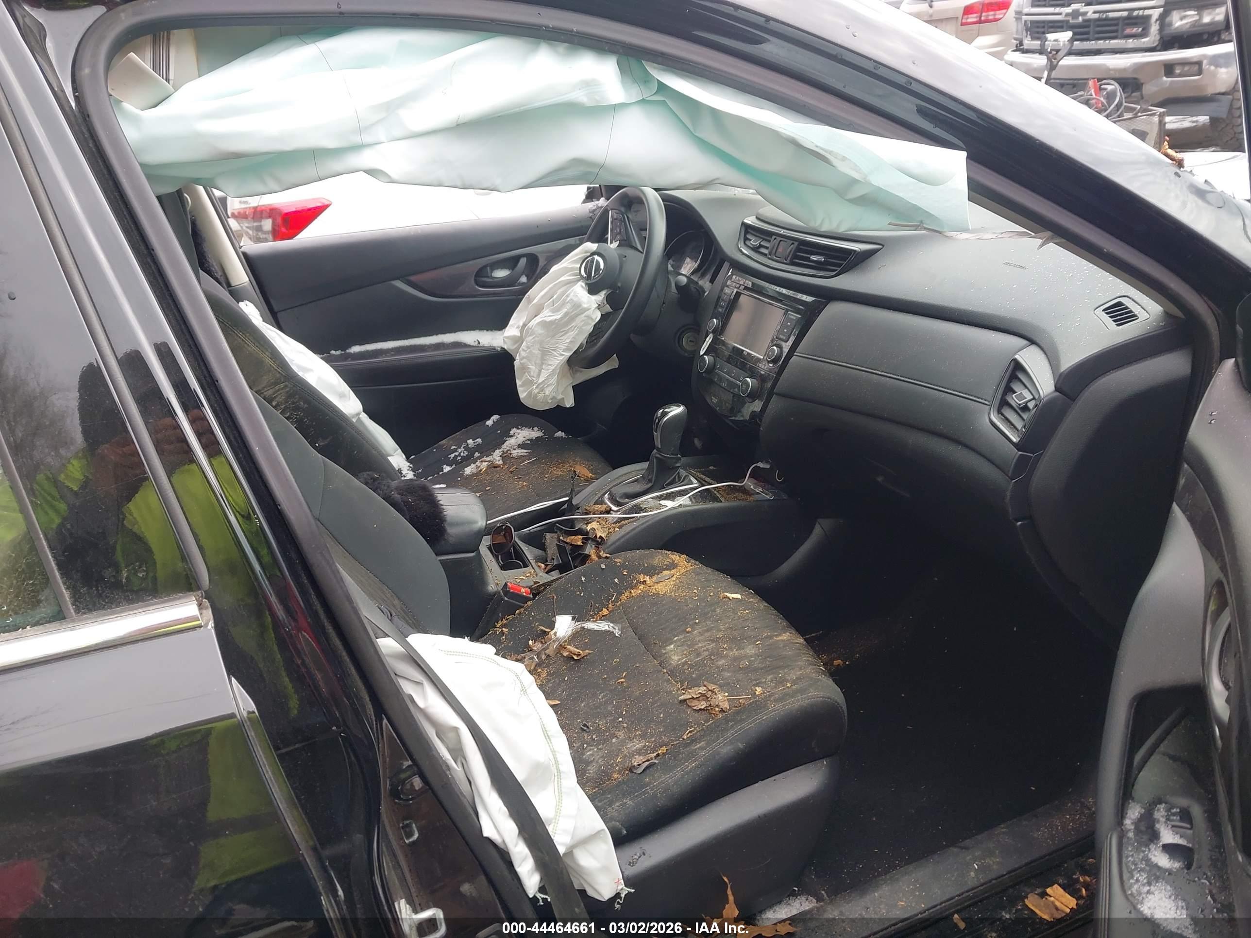 NISSAN ROGUE image 5