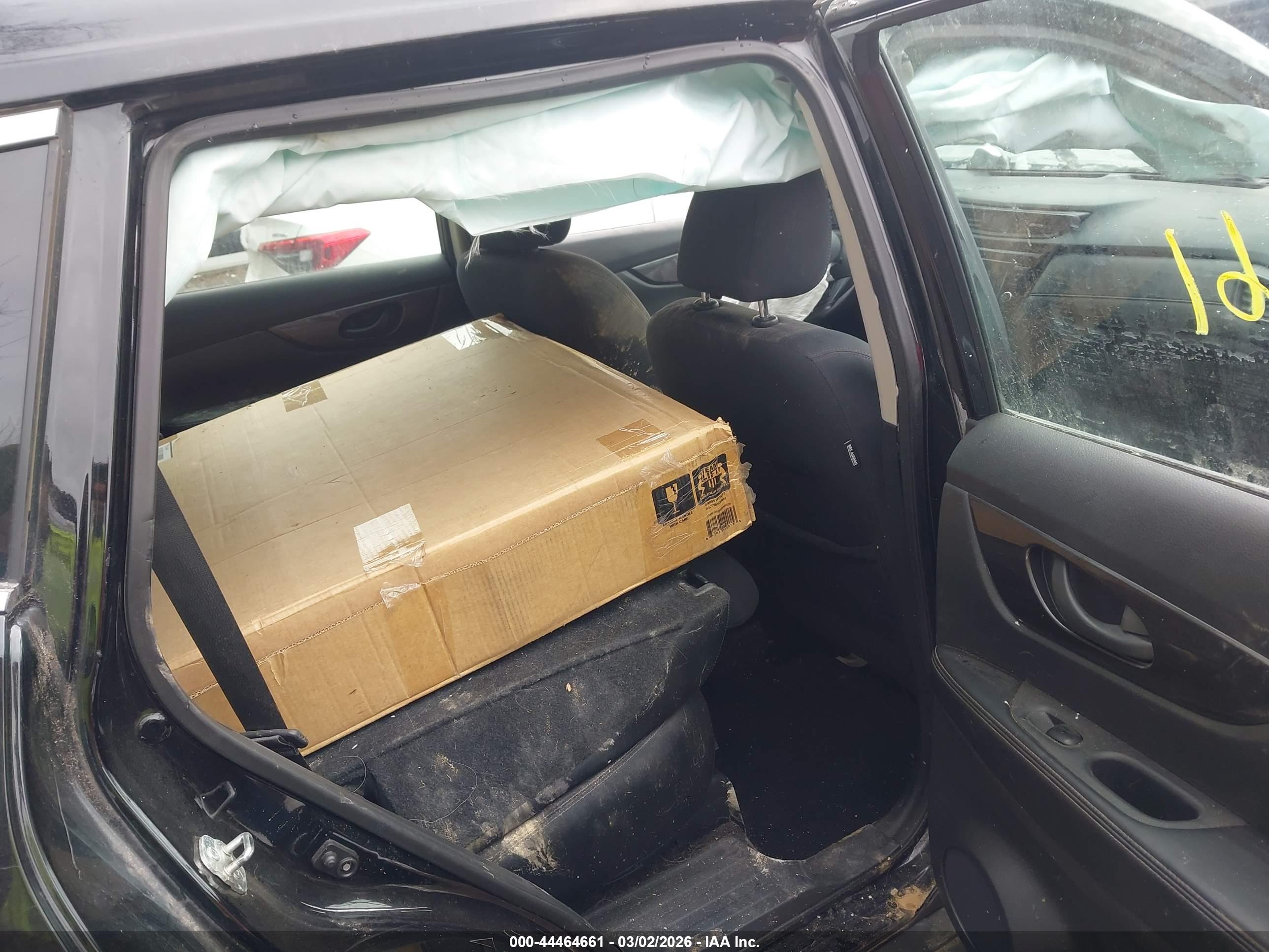 NISSAN ROGUE image 8