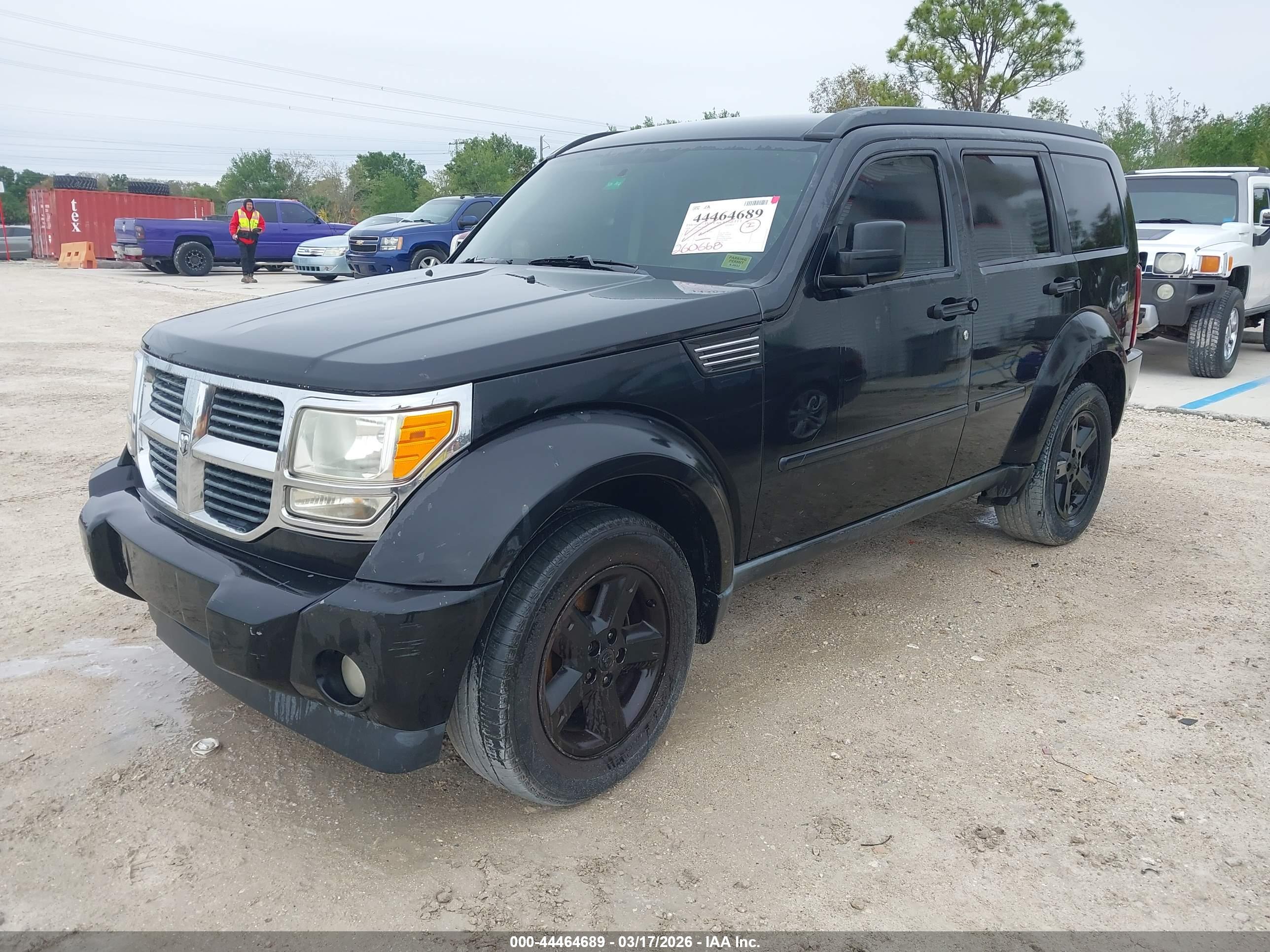 DODGE NITRO image 2