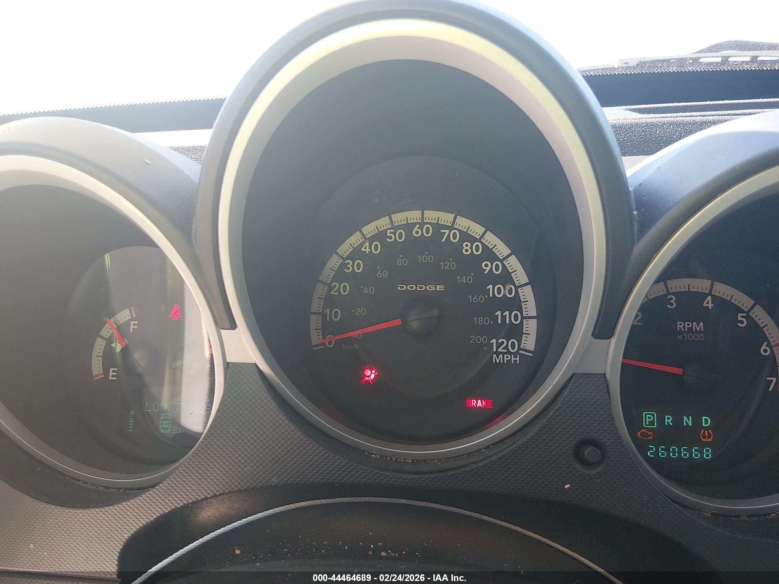 DODGE NITRO image 7