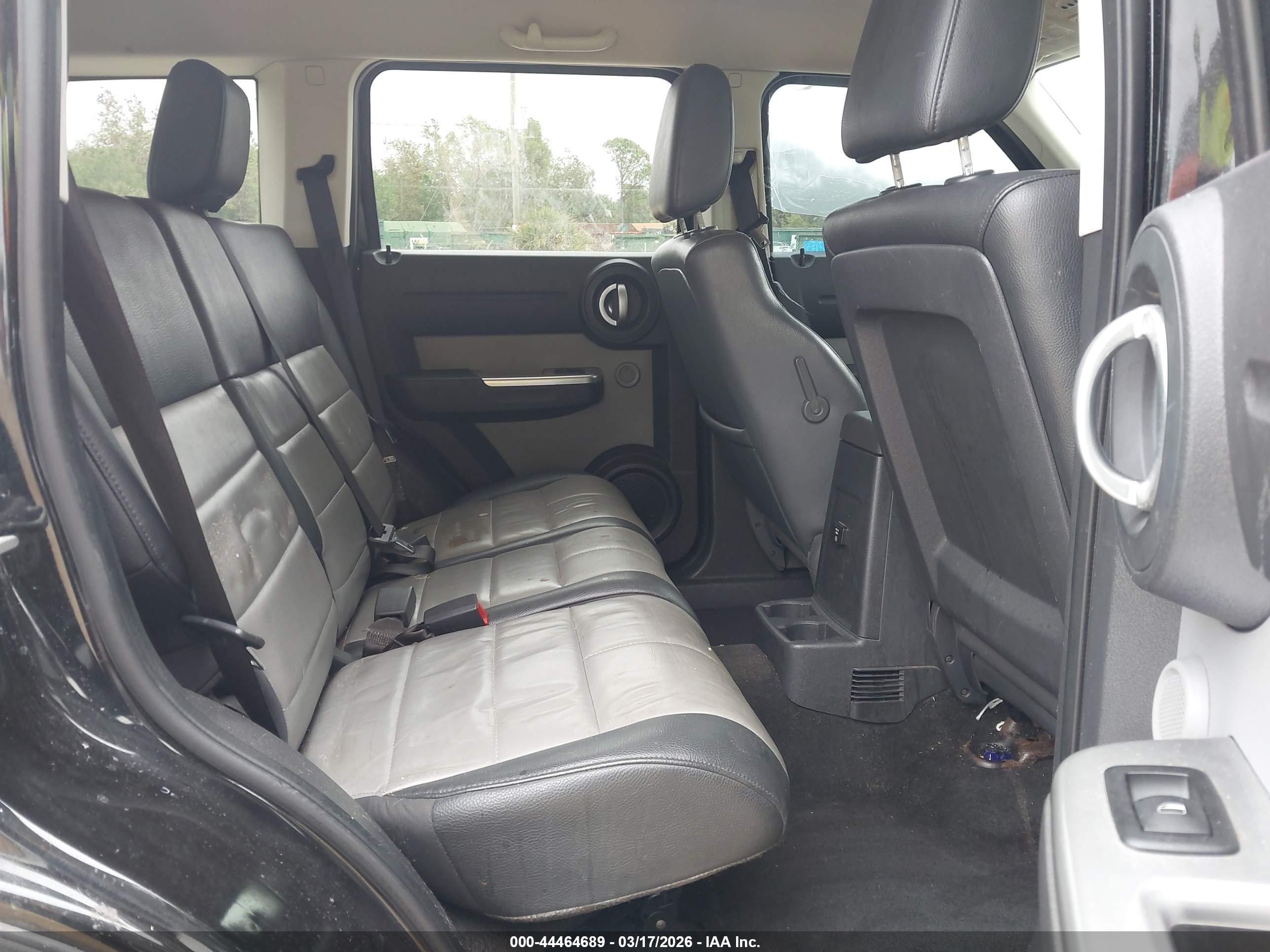 DODGE NITRO image 8