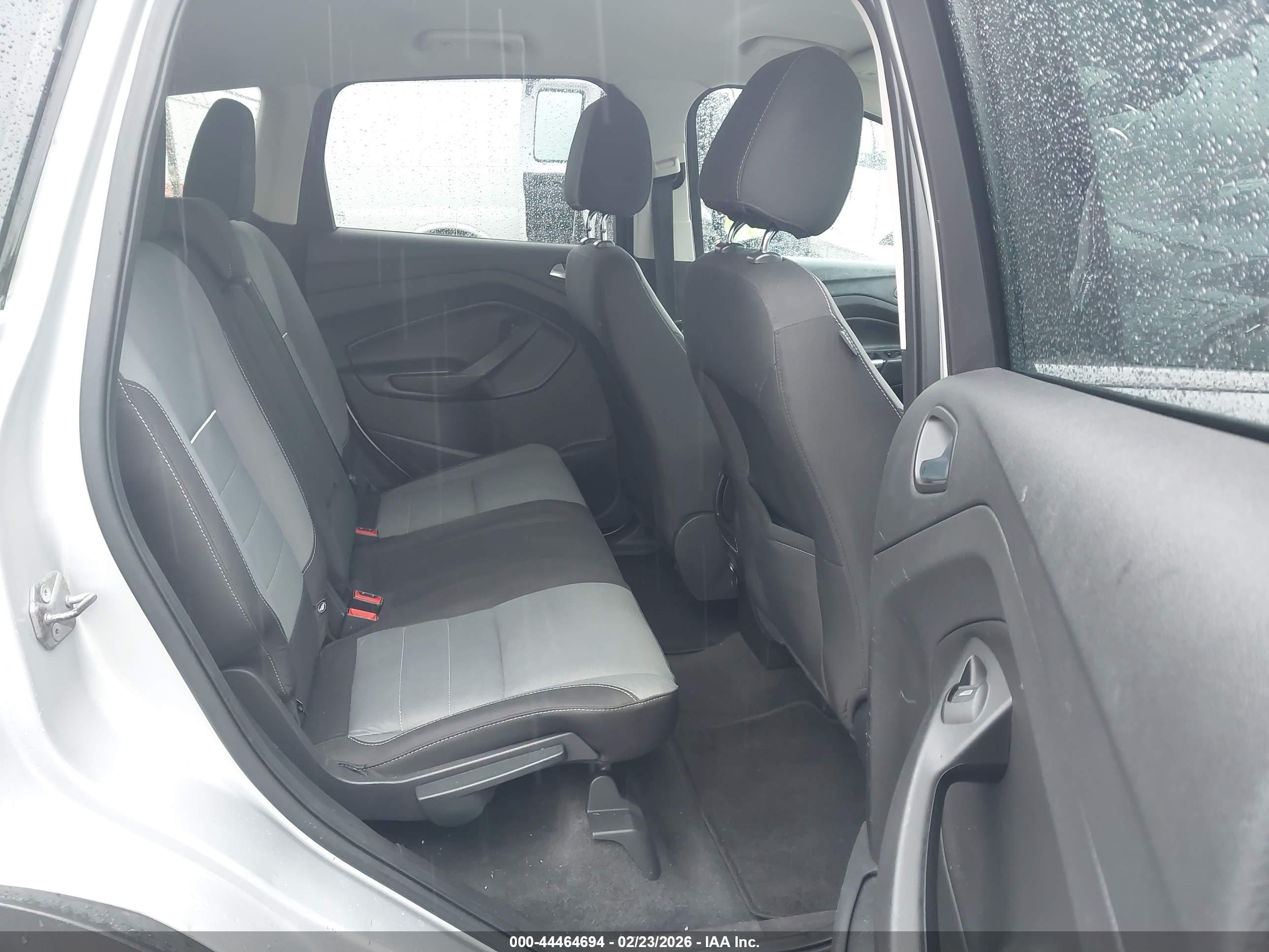 FORD ESCAPE image 8