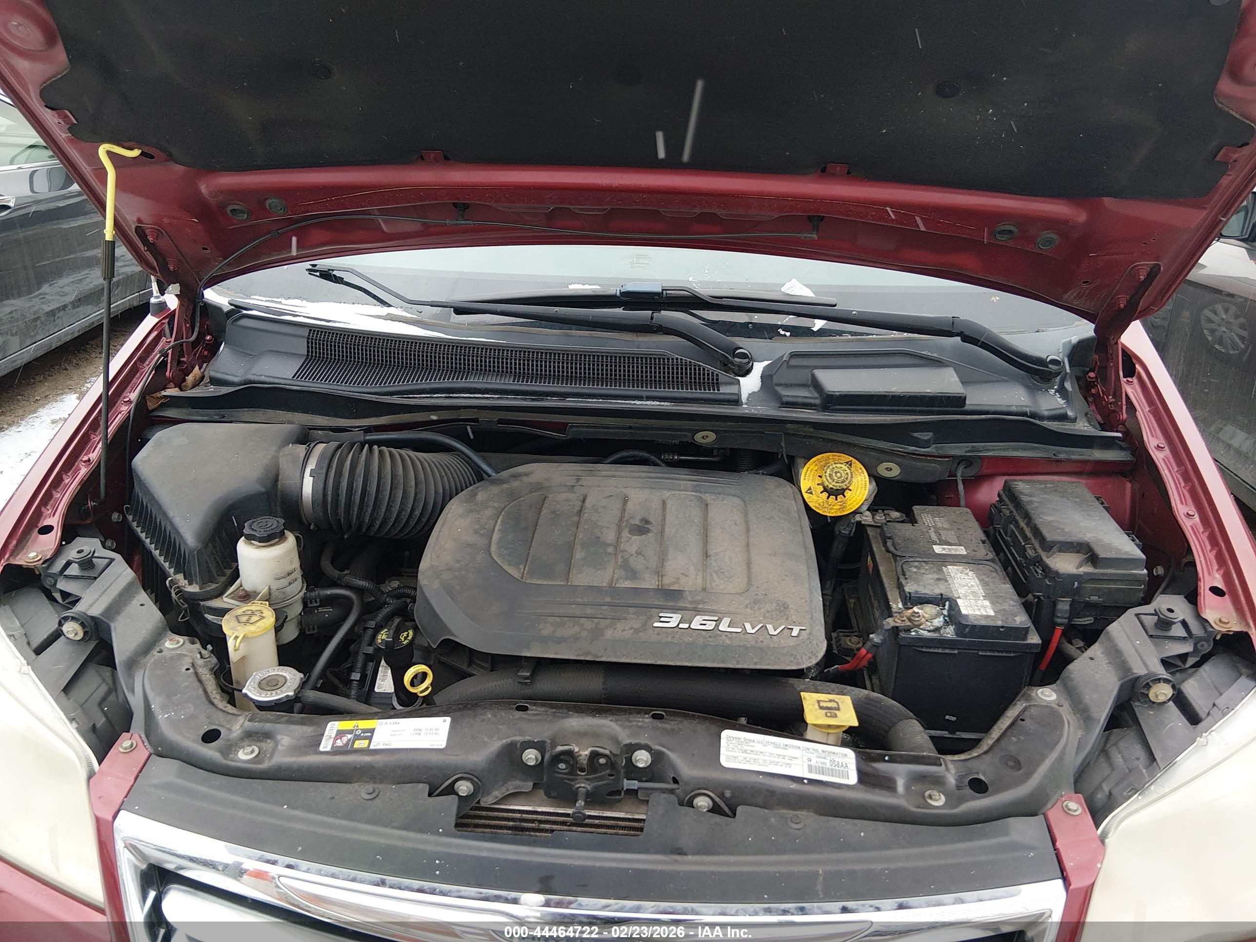 CHRYSLER TOWN image 10