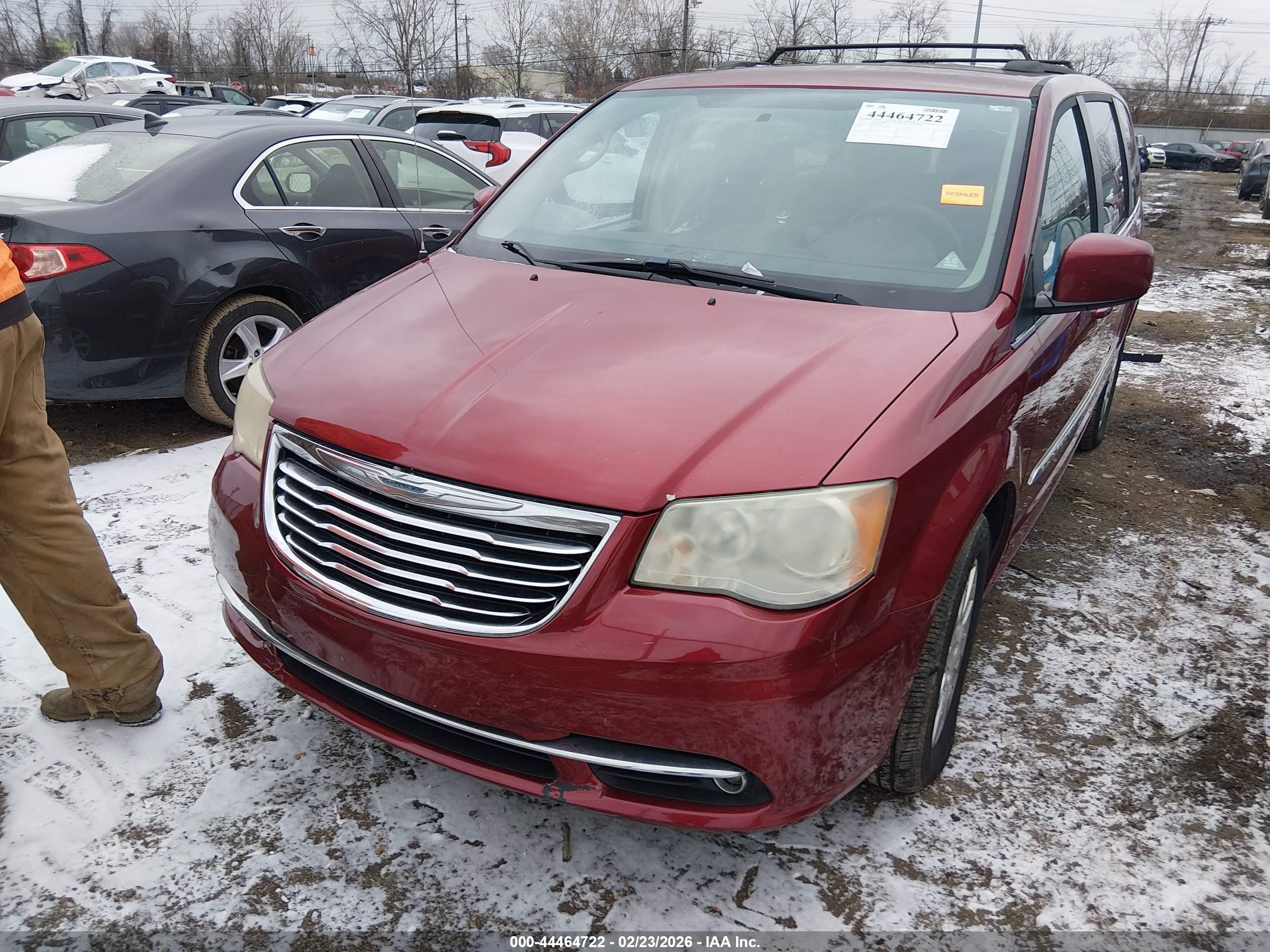 CHRYSLER TOWN image 2