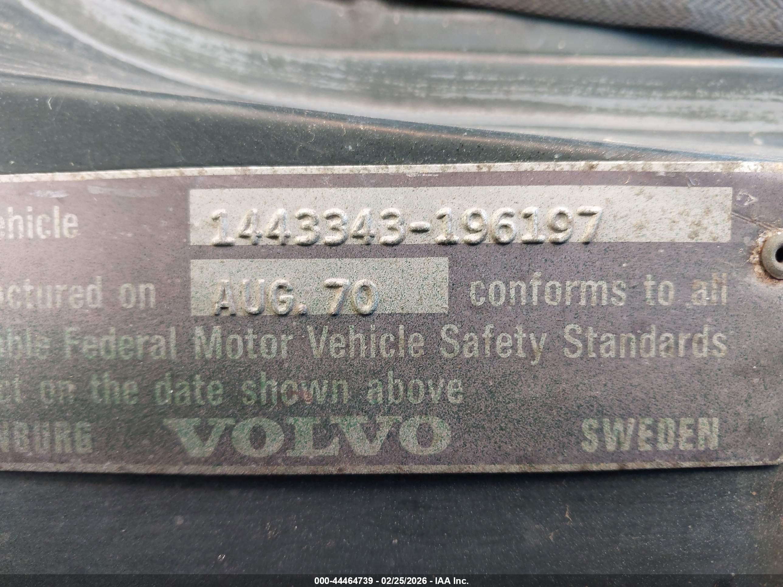VOLVO 144 image 9