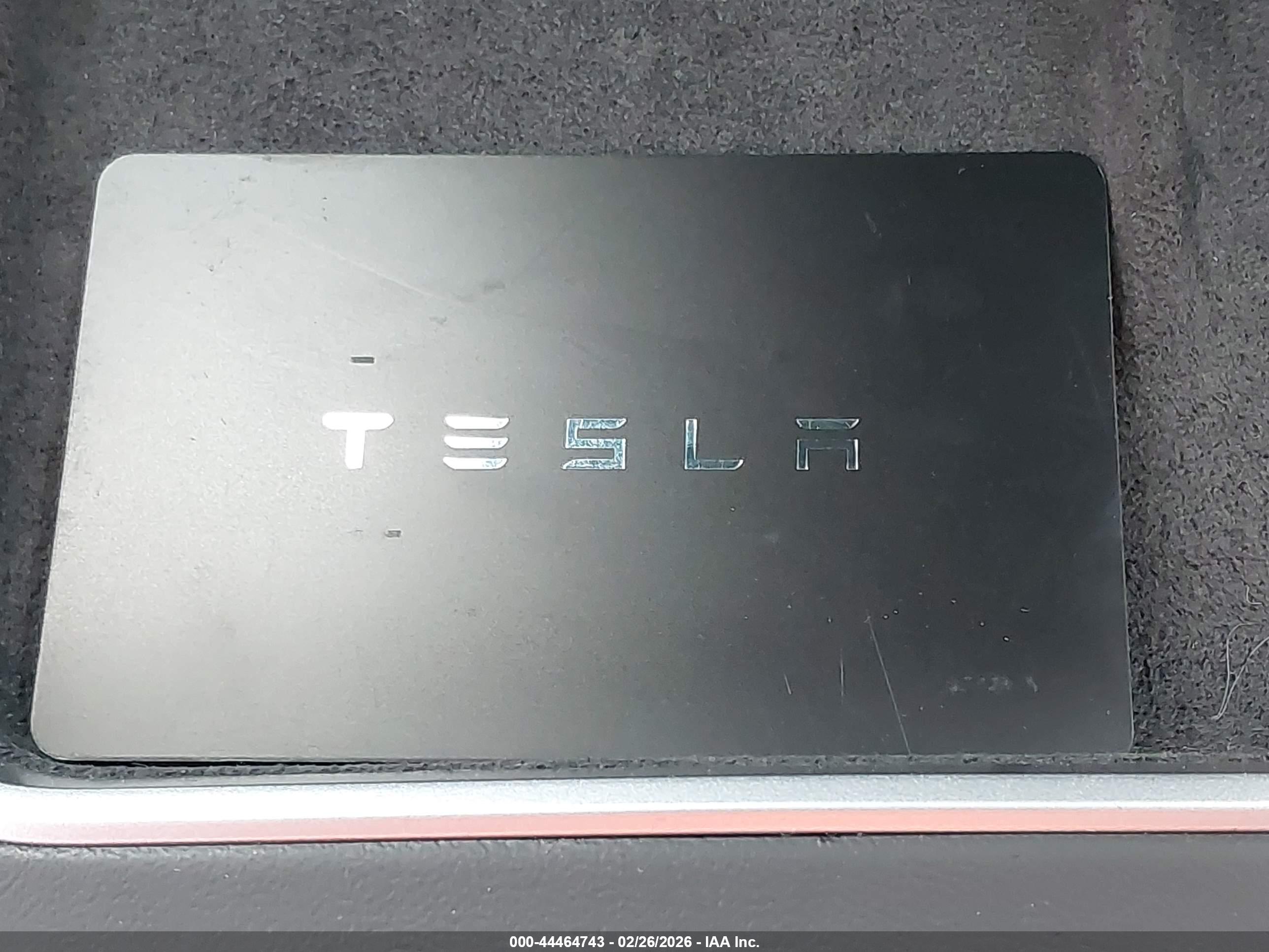 TESLA MODEL image 11