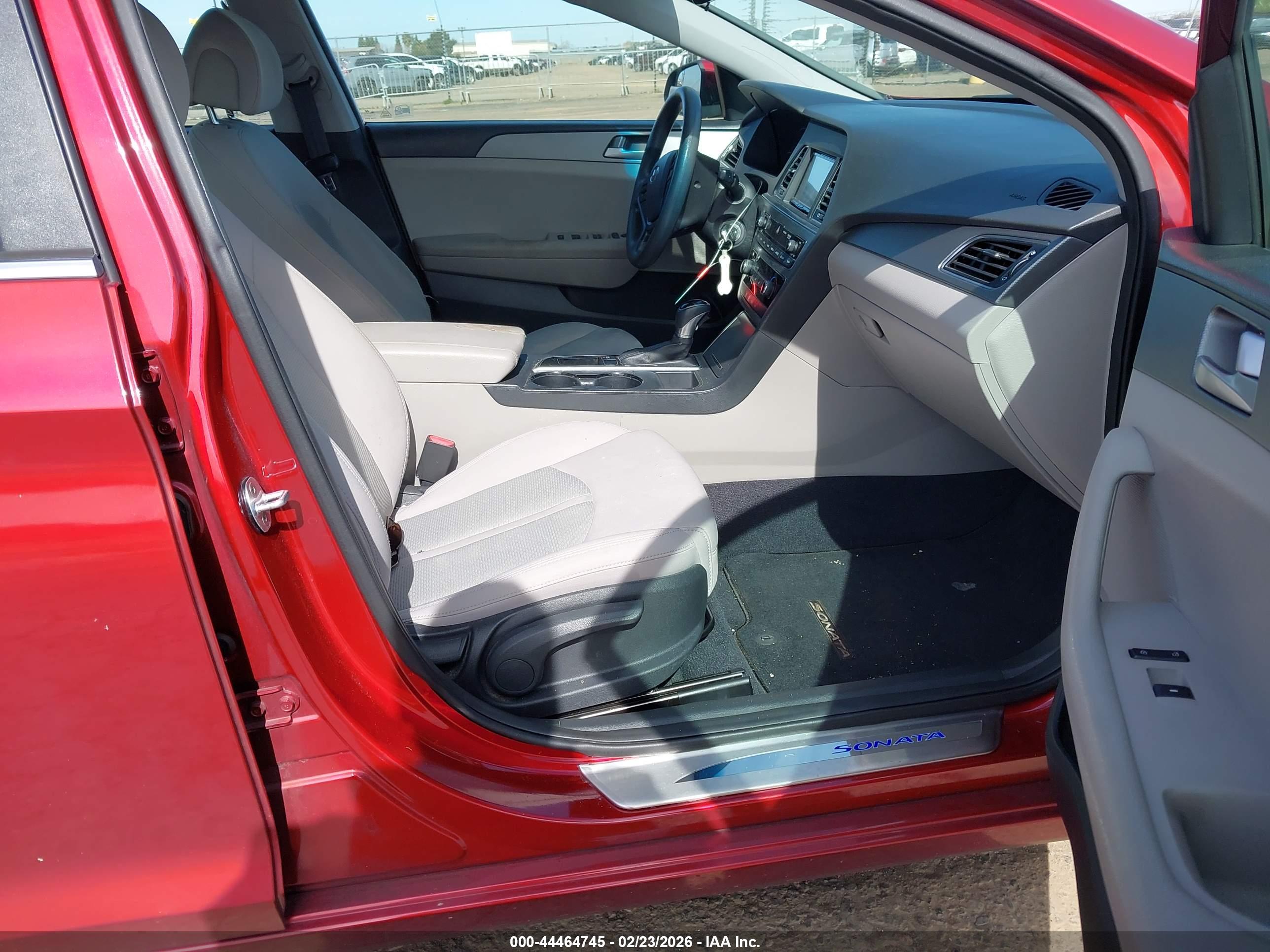 HYUNDAI SONATA image 5