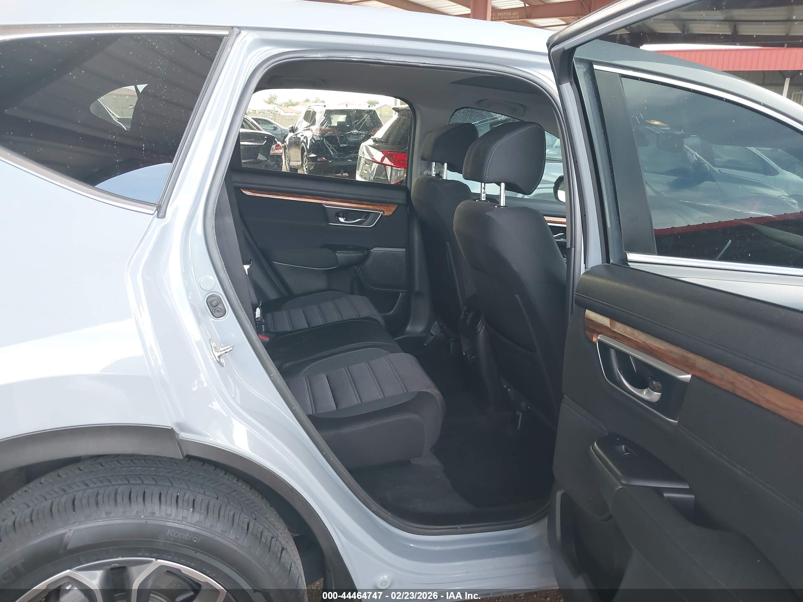 HONDA CR-V image 8