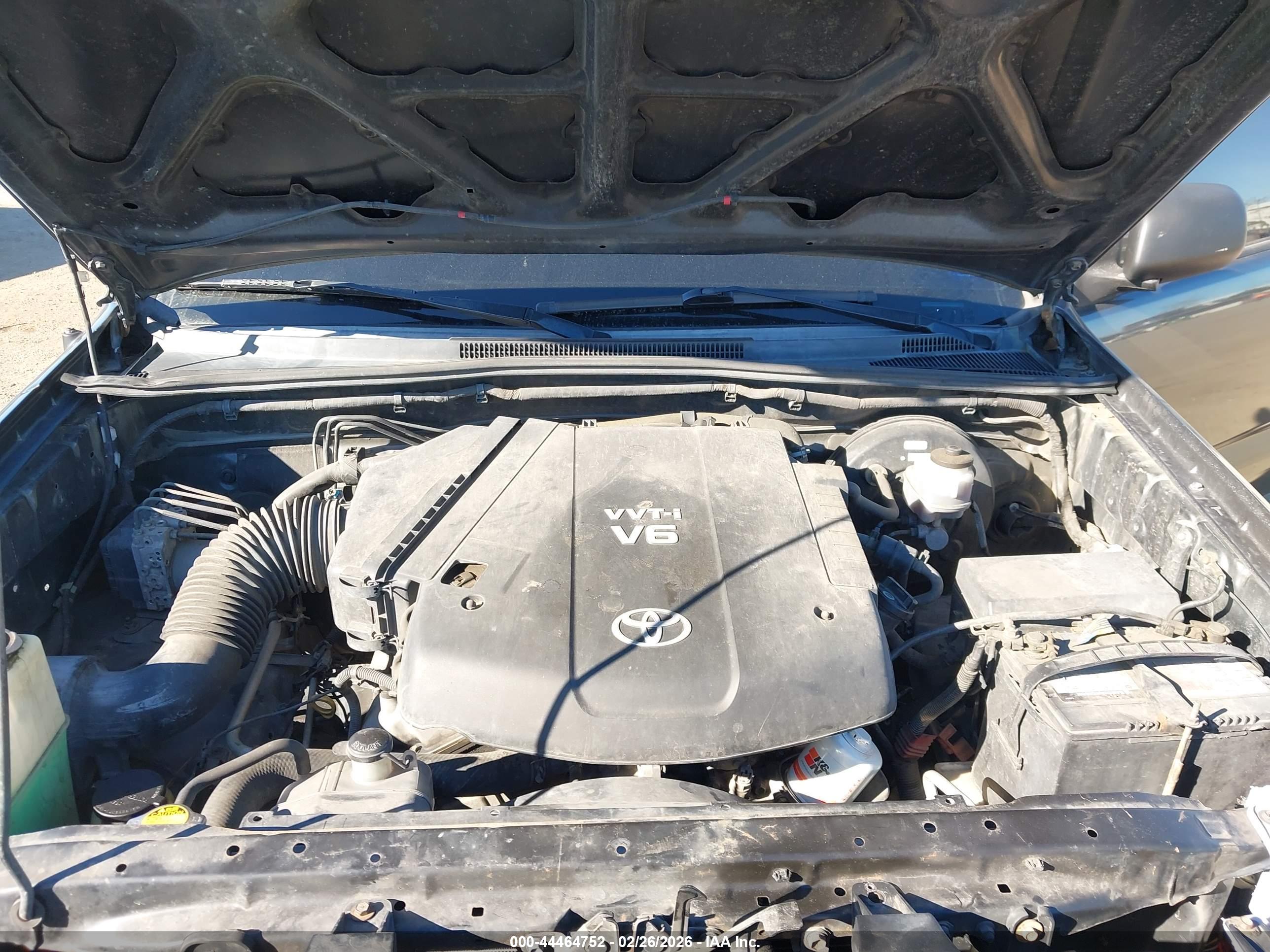 TOYOTA TACOMA image 10