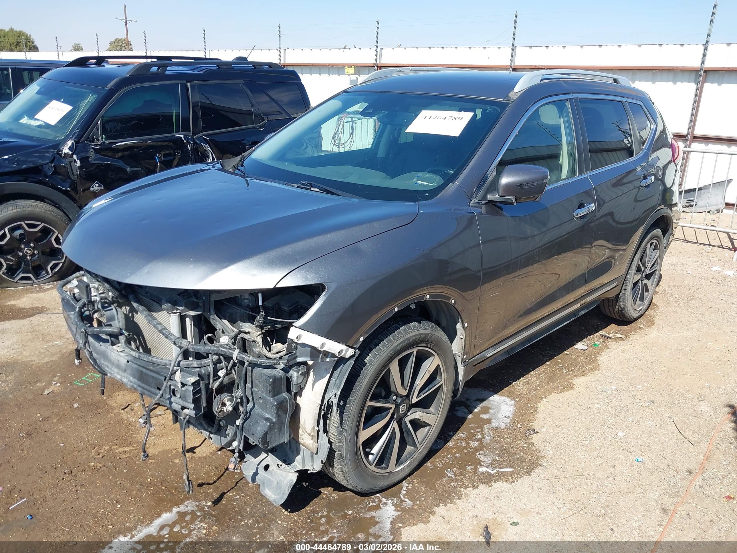 NISSAN ROGUE image 2