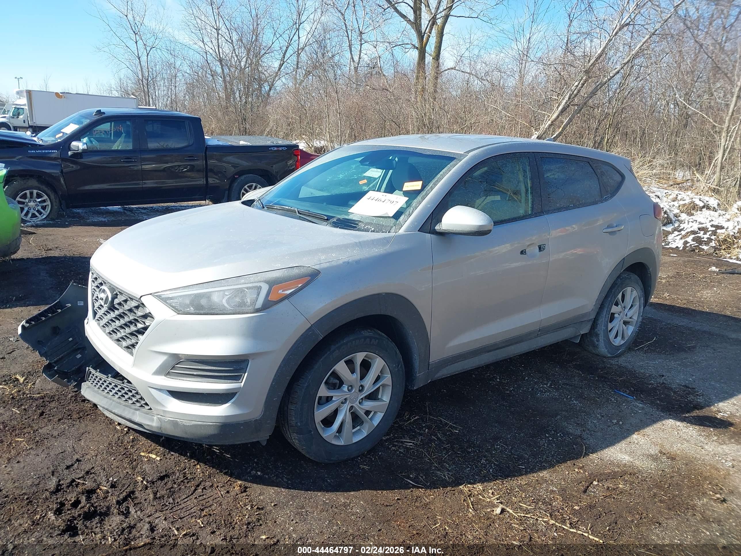 HYUNDAI TUCSON image 2