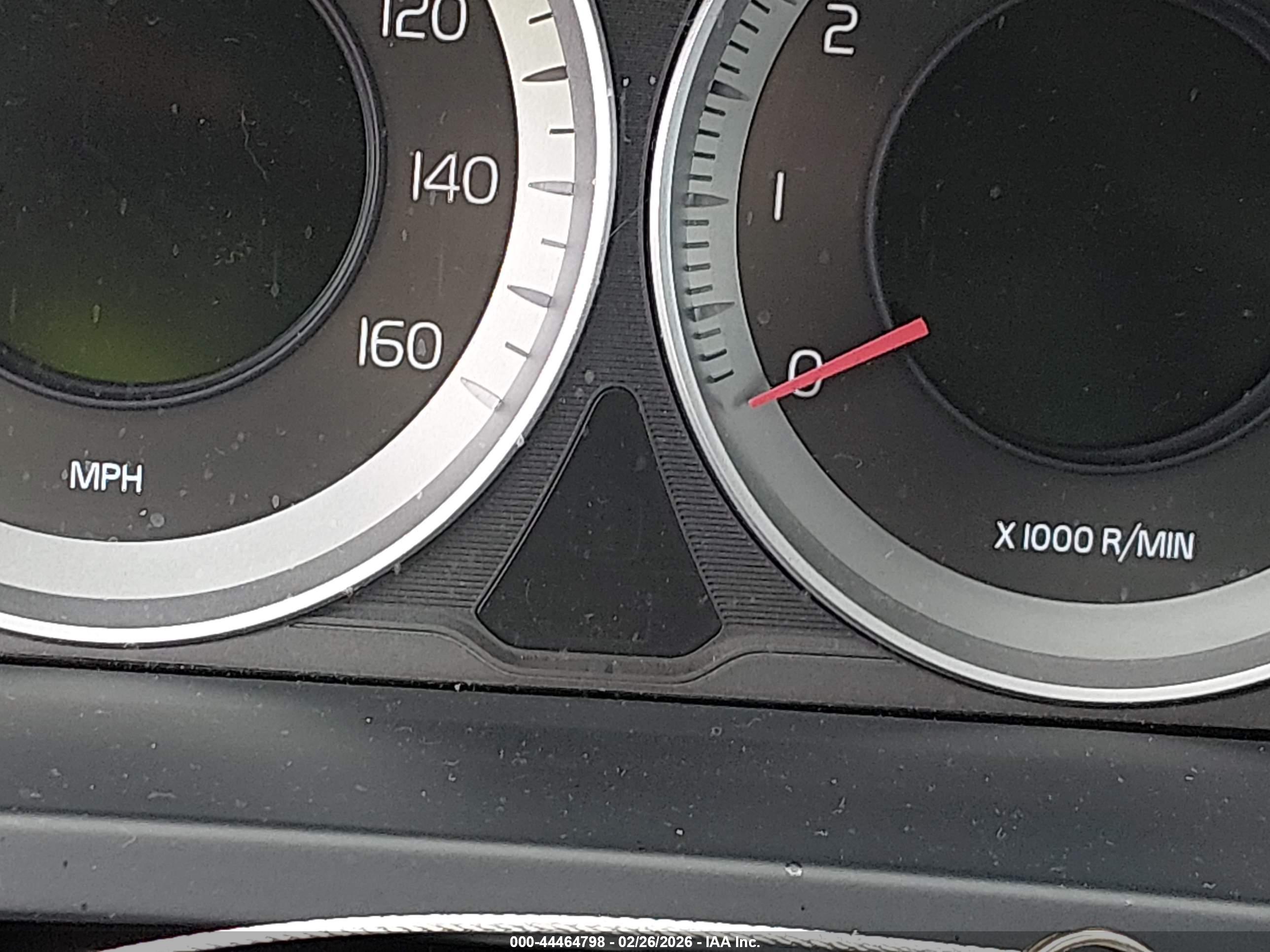 VOLVO S60 image 7