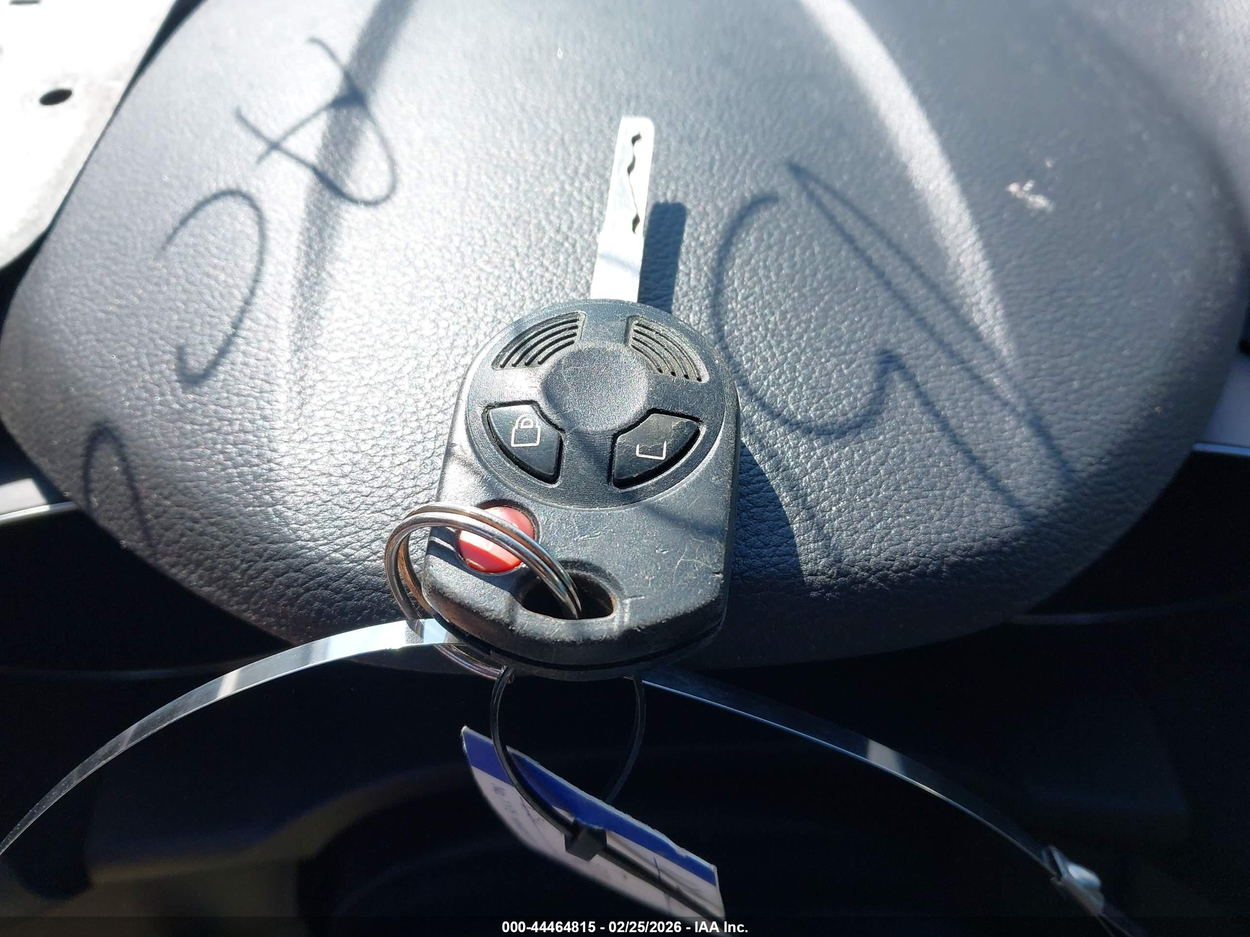 FORD ESCAPE image 11
