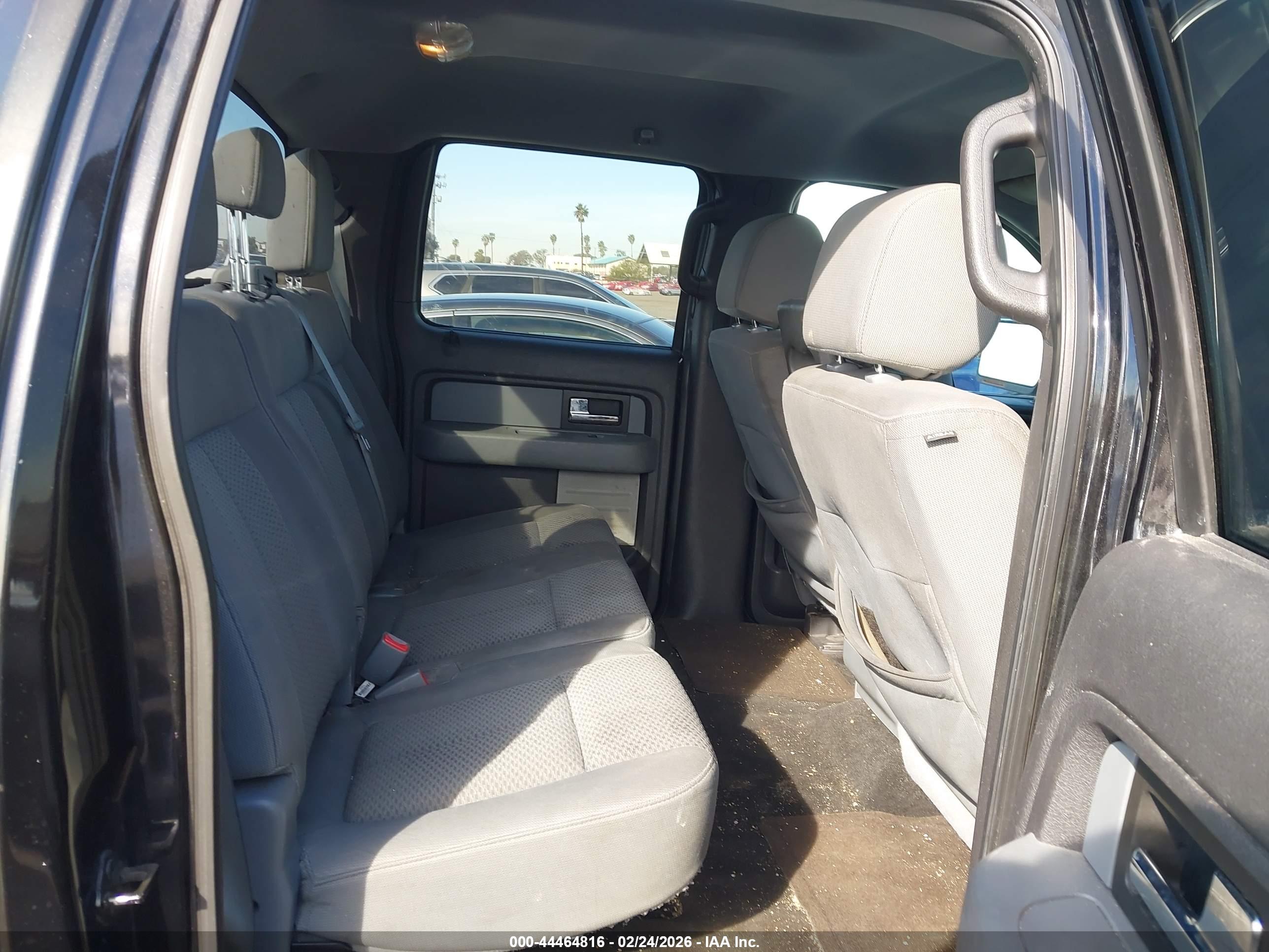FORD F-150 image 8