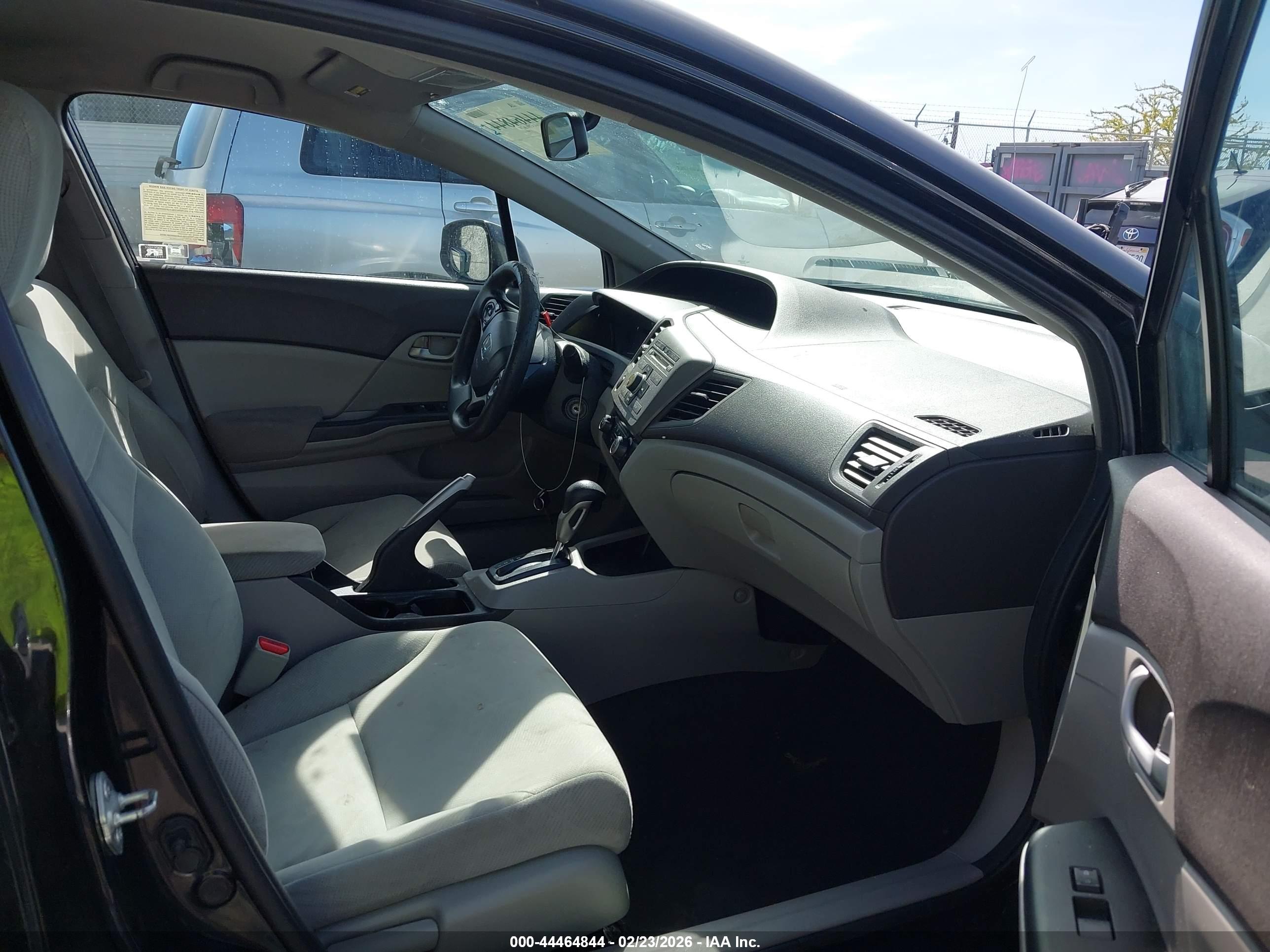 HONDA CIVIC image 5